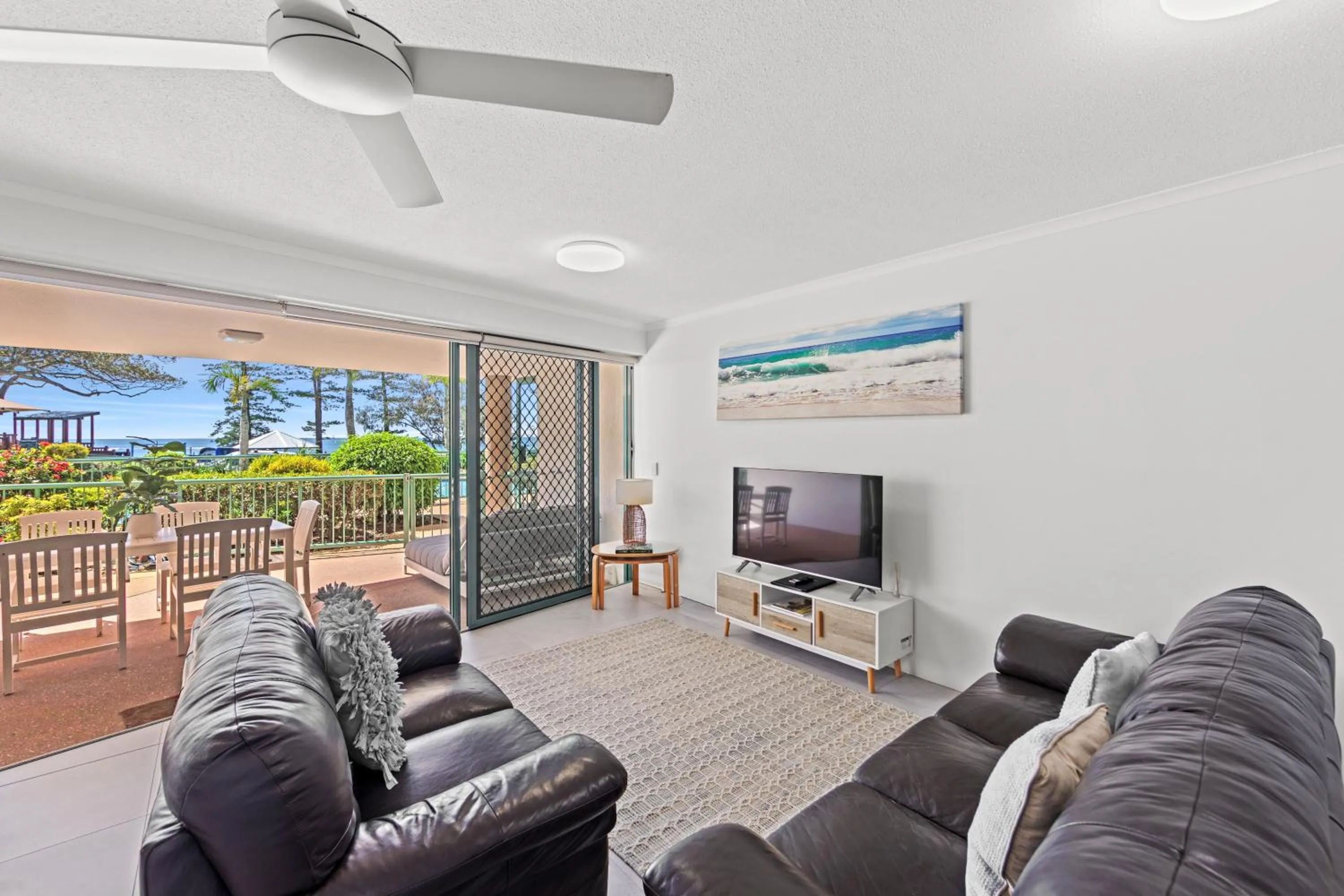 Living room in The Norfolks on Moffat Beach