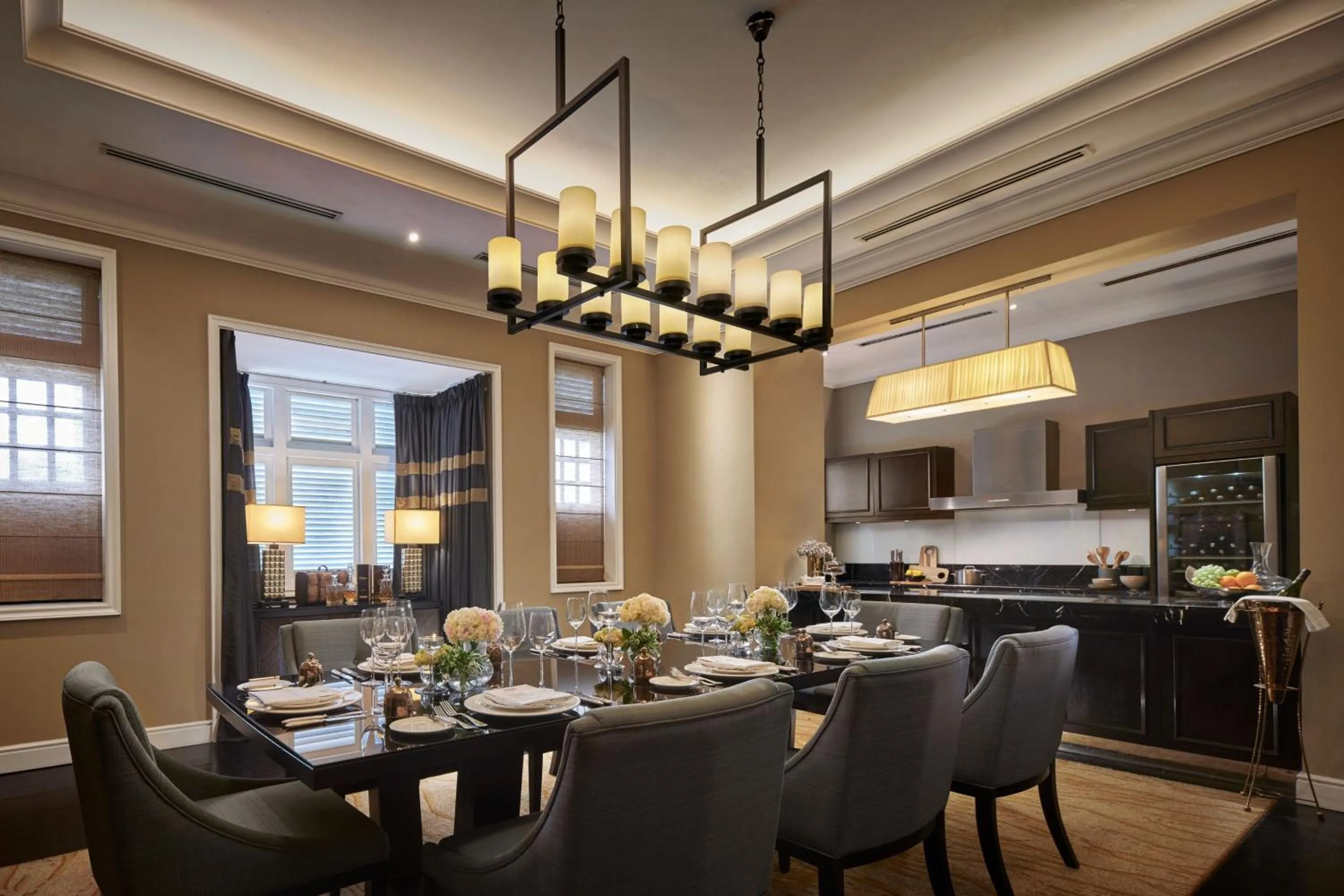 Restaurant/places to eat in The Majestic Hotel Kuala Lumpur, Autograph Collection