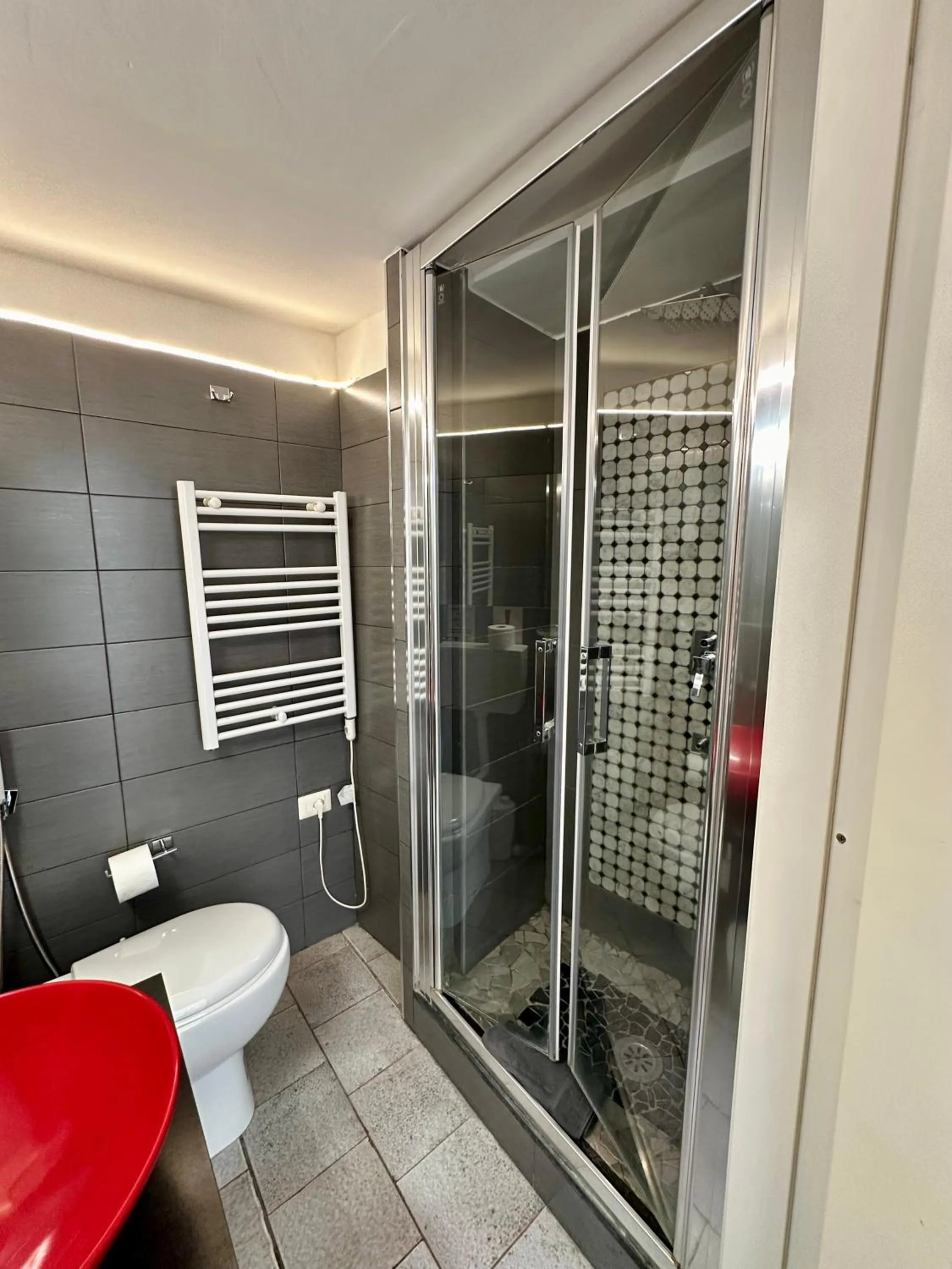 Bathroom in Martucci 83