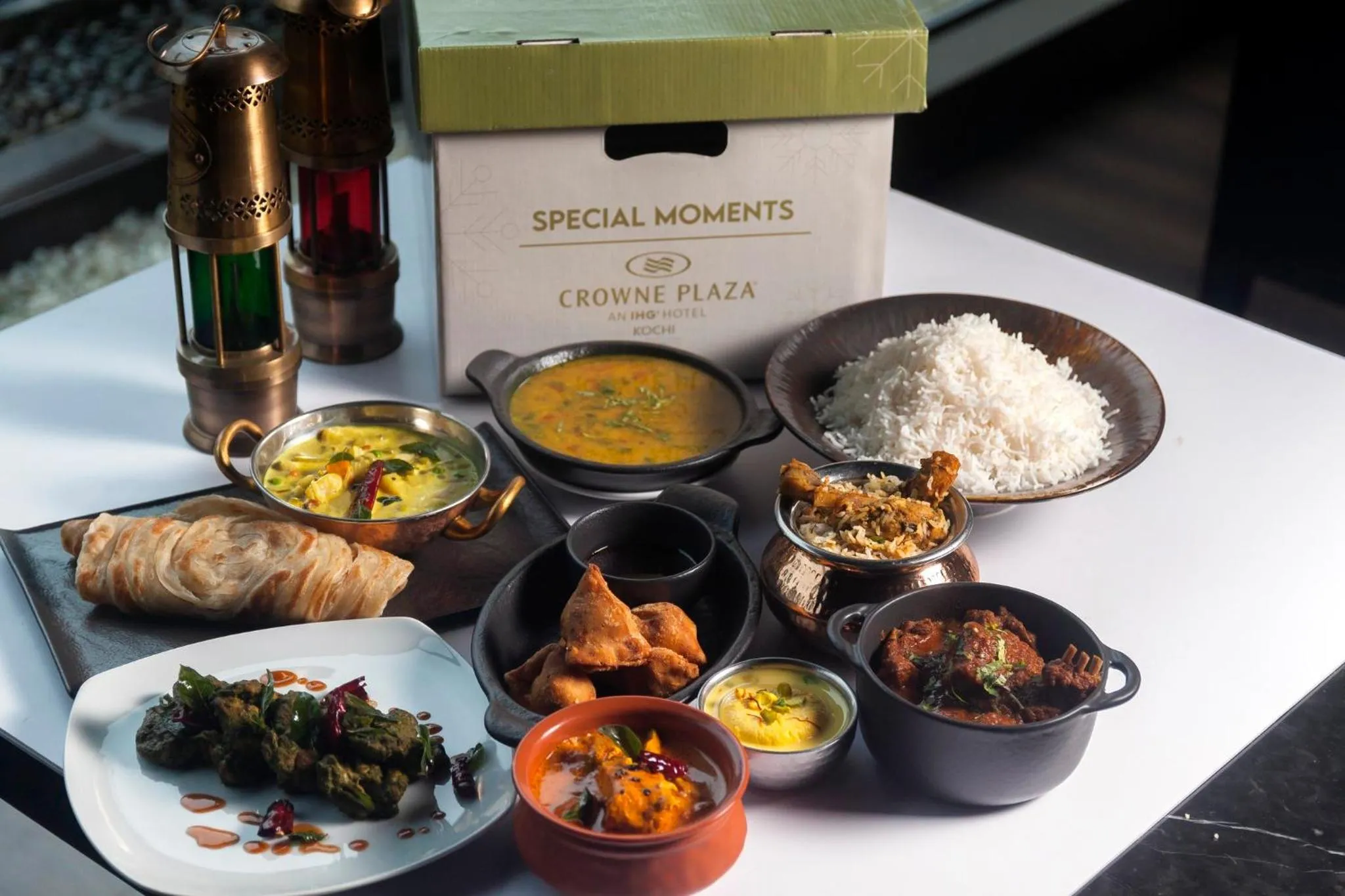 Restaurant/places to eat in Crowne Plaza Kochi by IHG