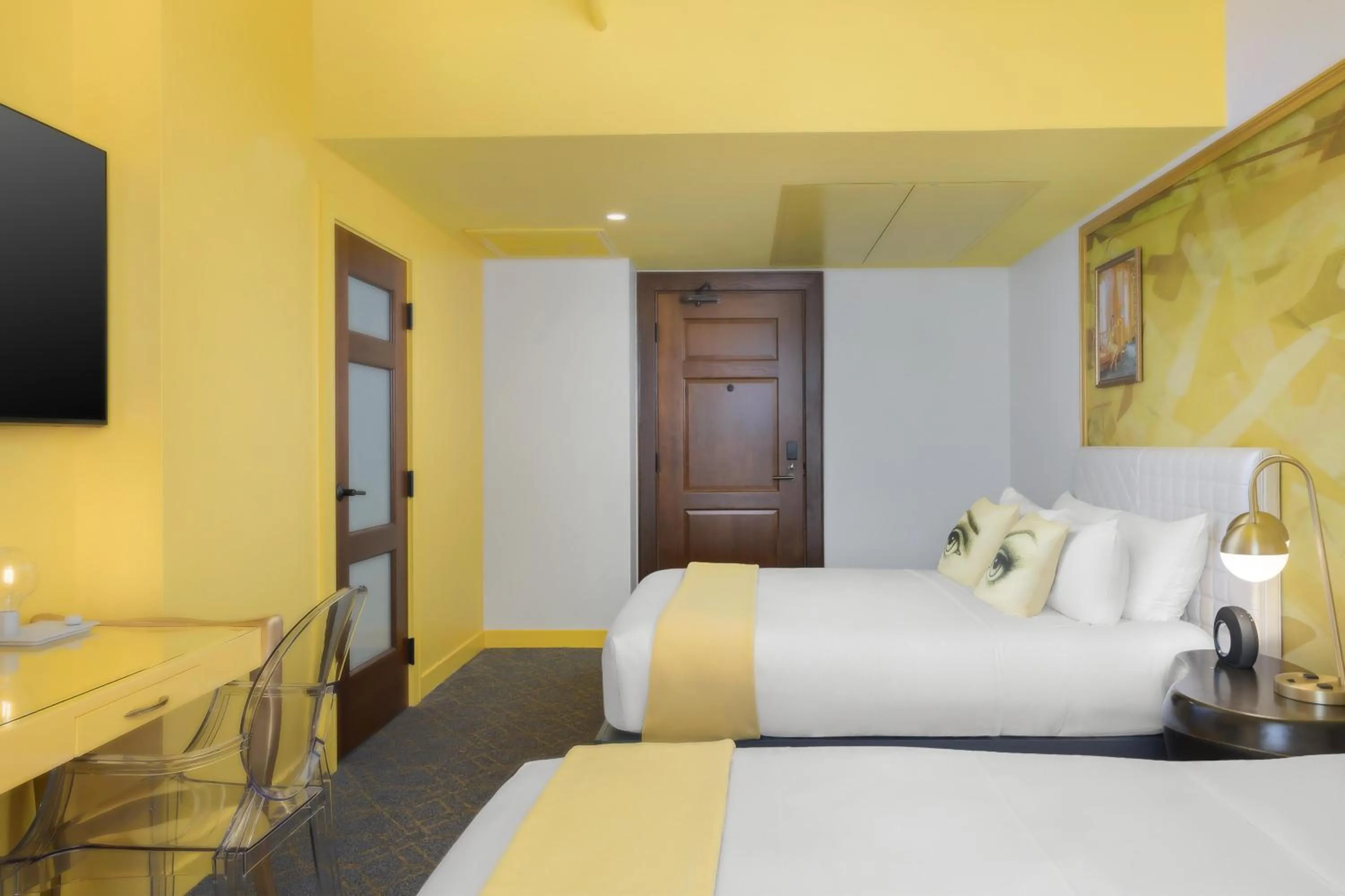 Bed in Angad Arts Hotel St Louis, Tapestry Collection by Hilton