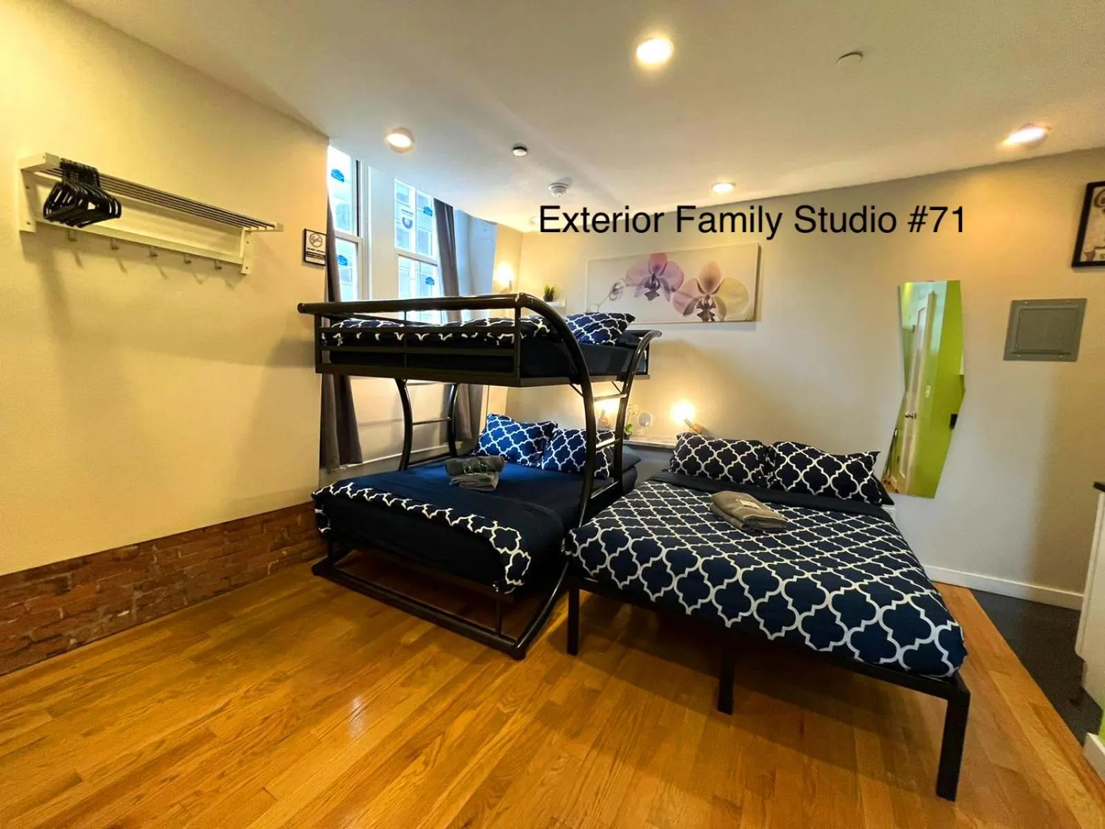 bunk bed, Bed in NYC Empire Apartments