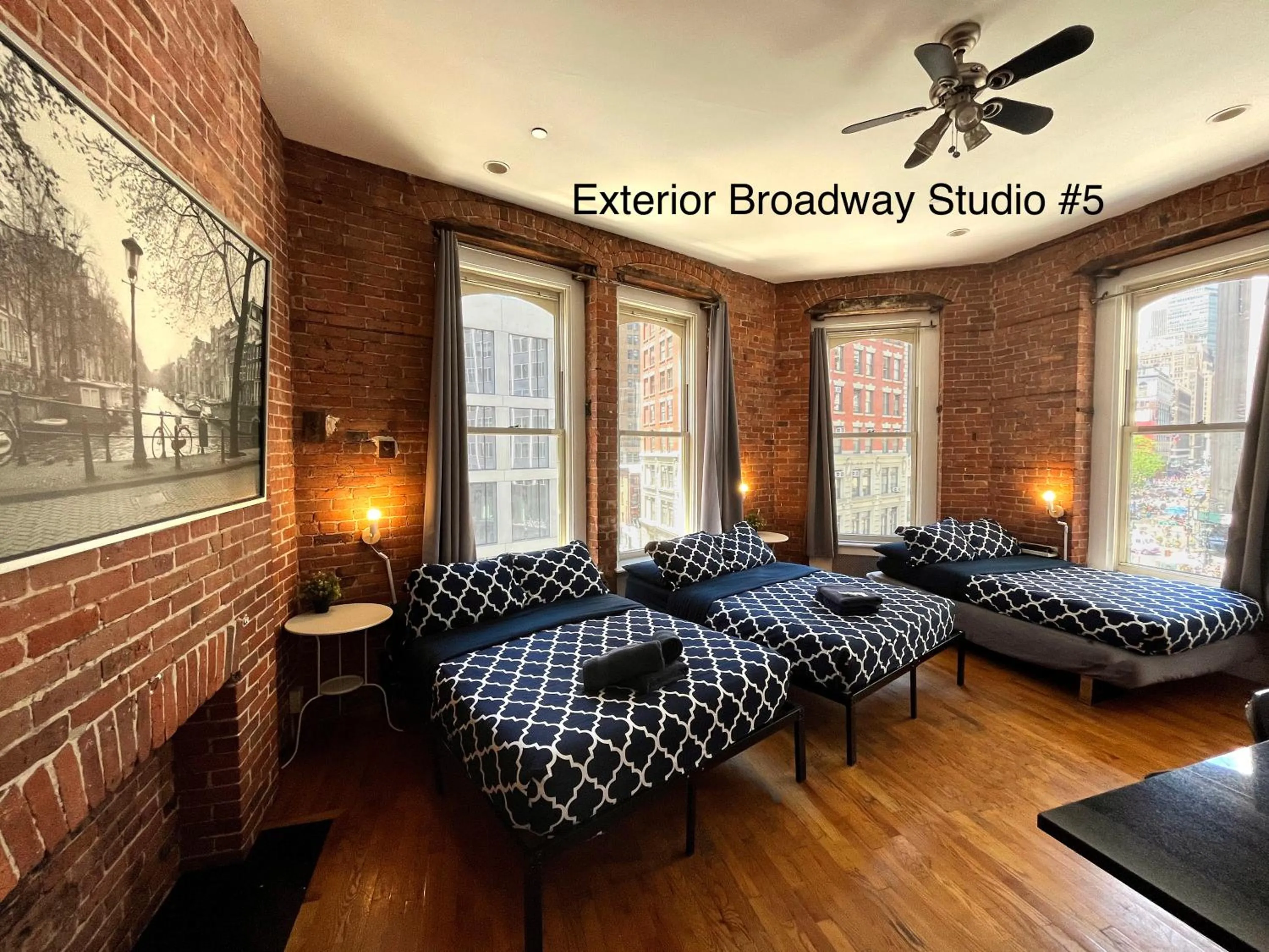 Bedroom in NYC Empire Apartments