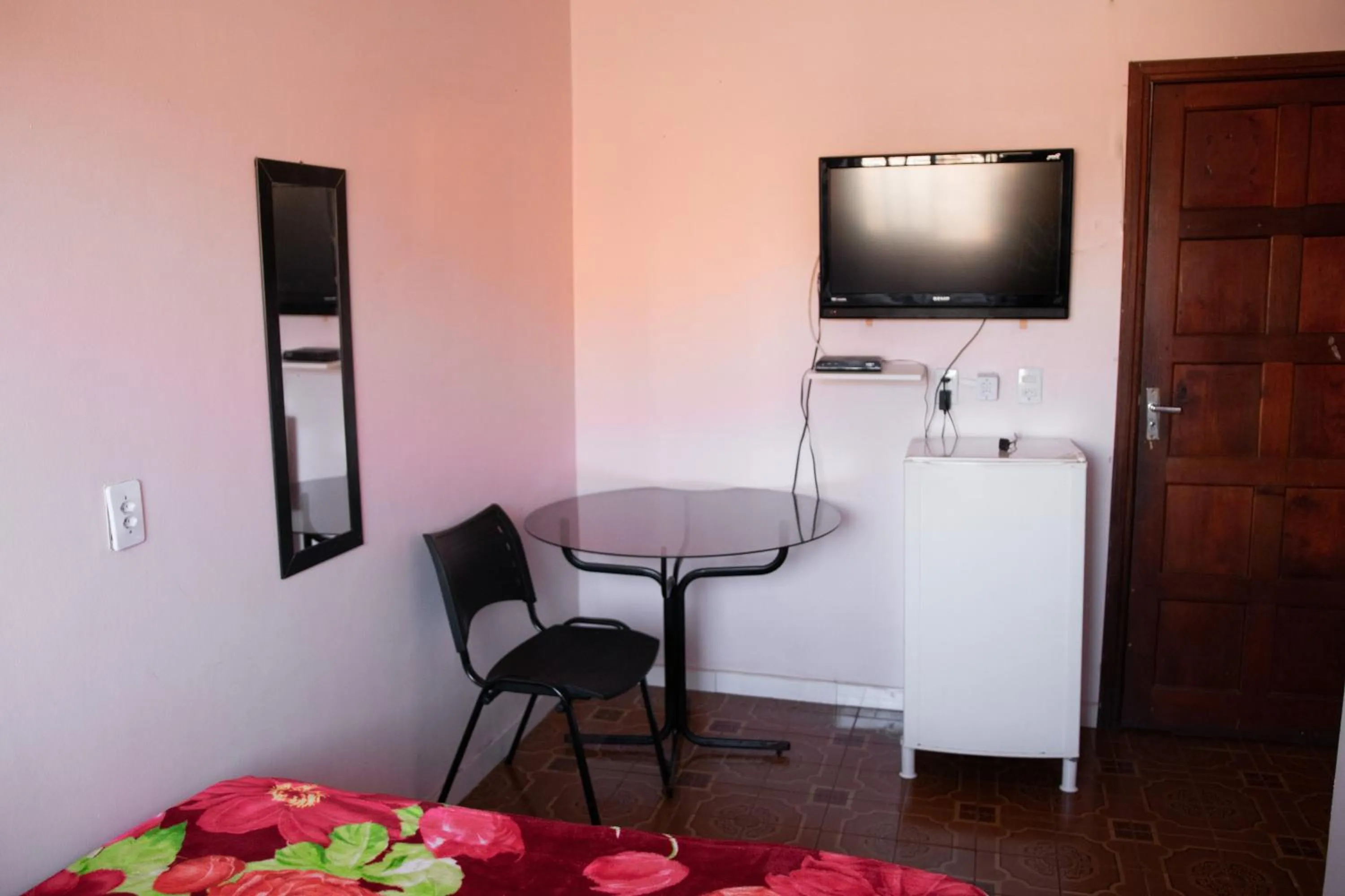 TV and multimedia in Guajará Palace Hotel