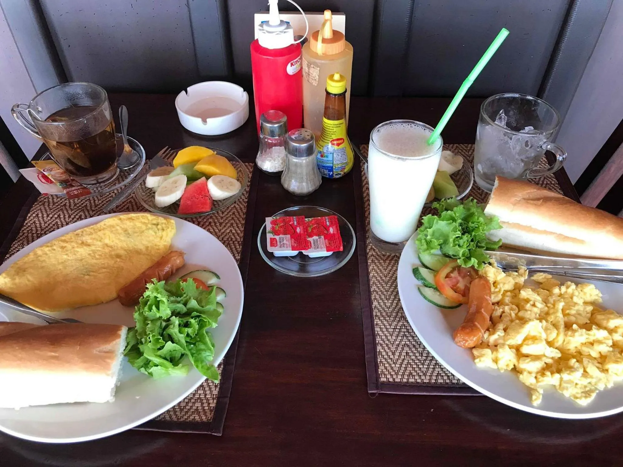 Food and drinks in Villa Rattanakon