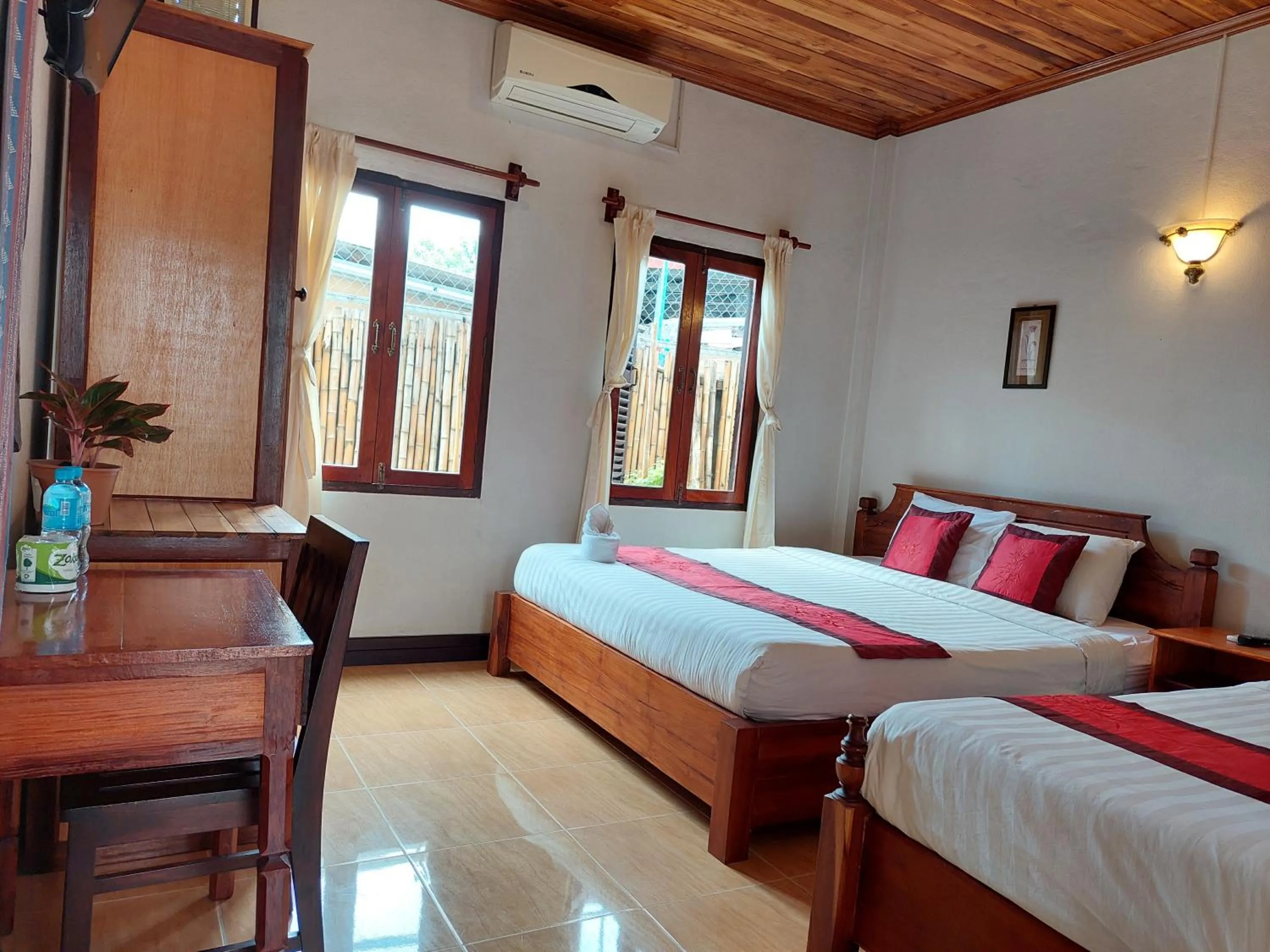 Bed in Villa Rattanakon