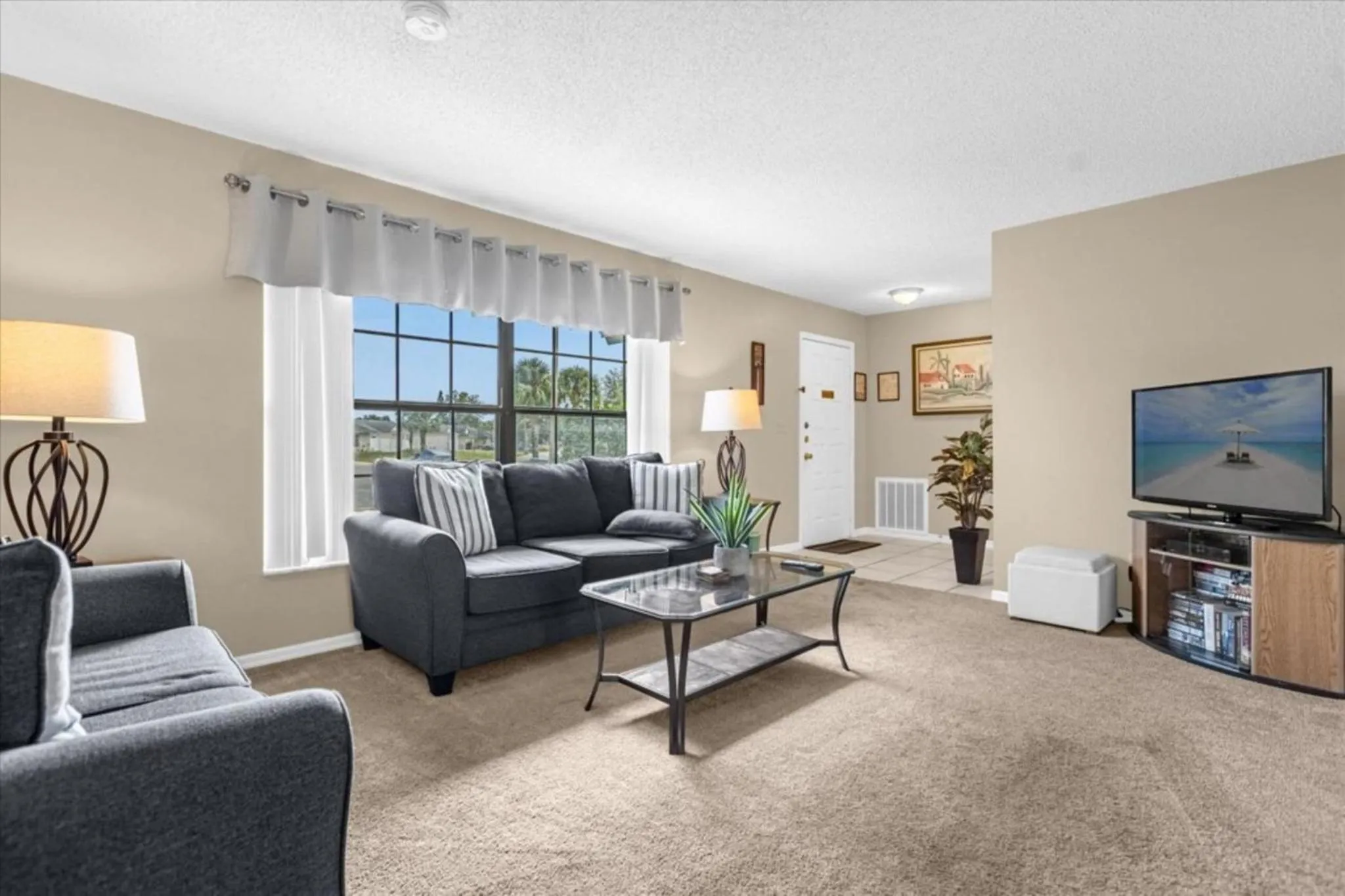 Living room in Private Pool Homes