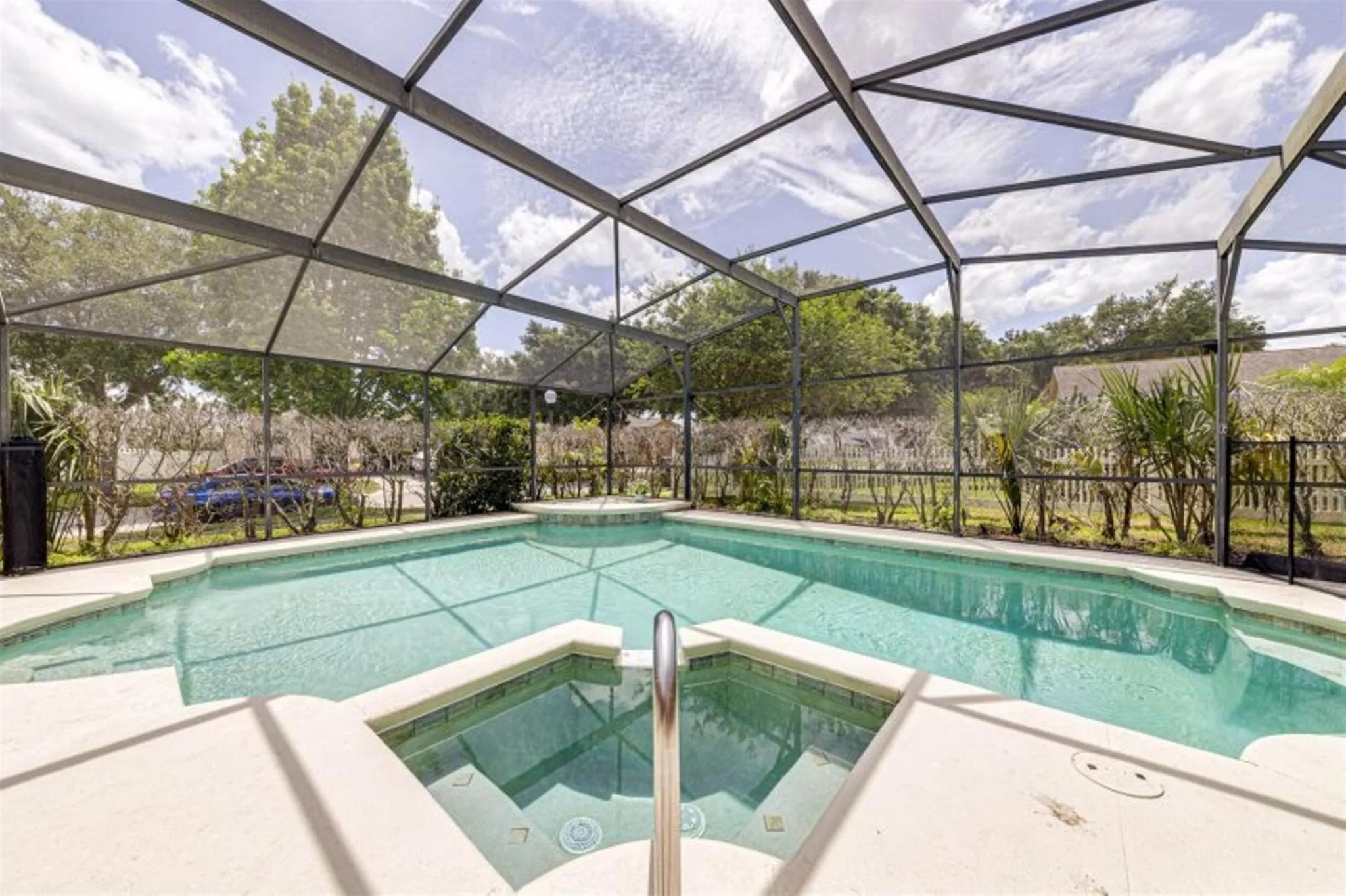 Swimming pool in Private Pool Homes