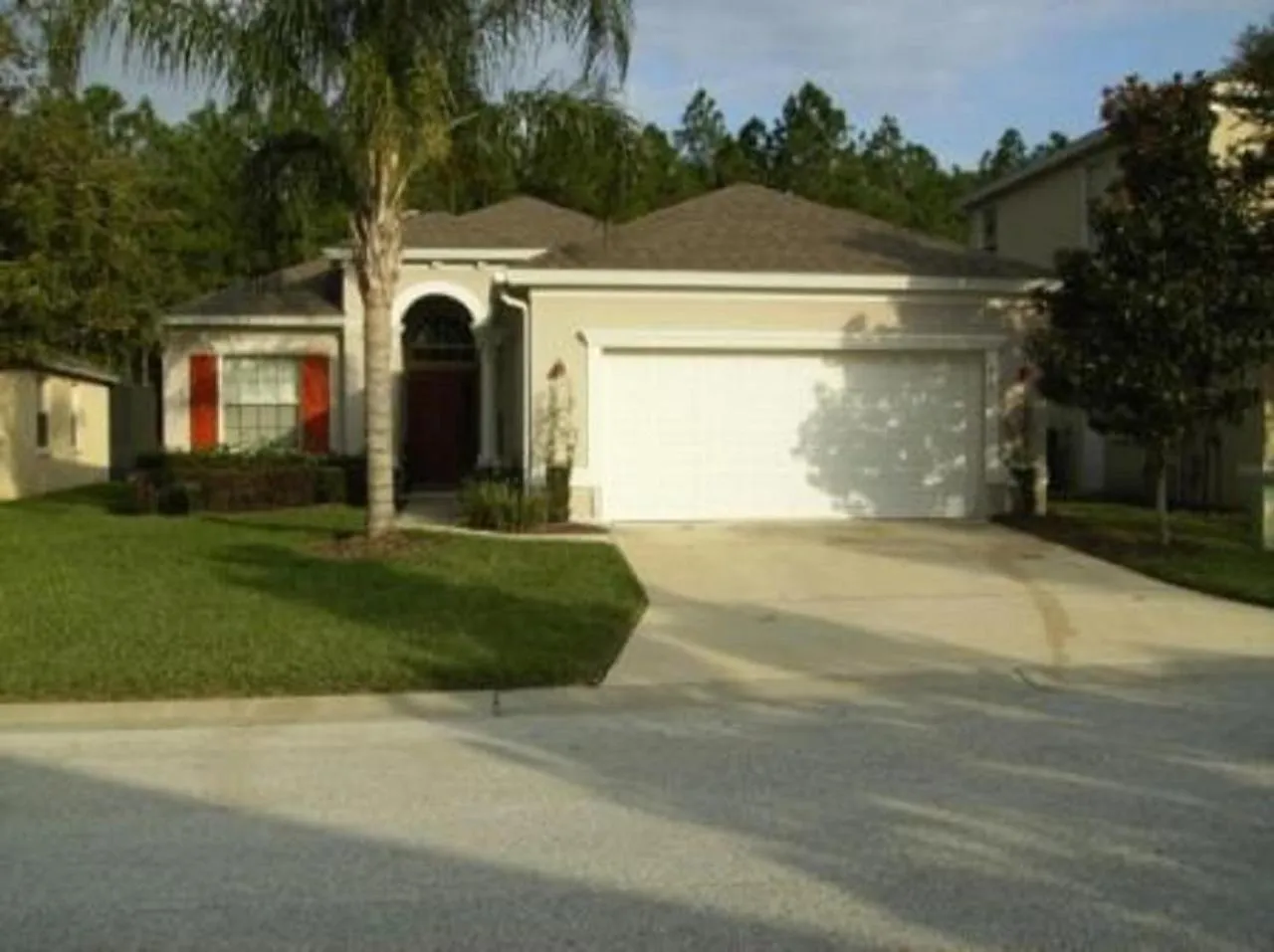 Property building in Private Pool Homes