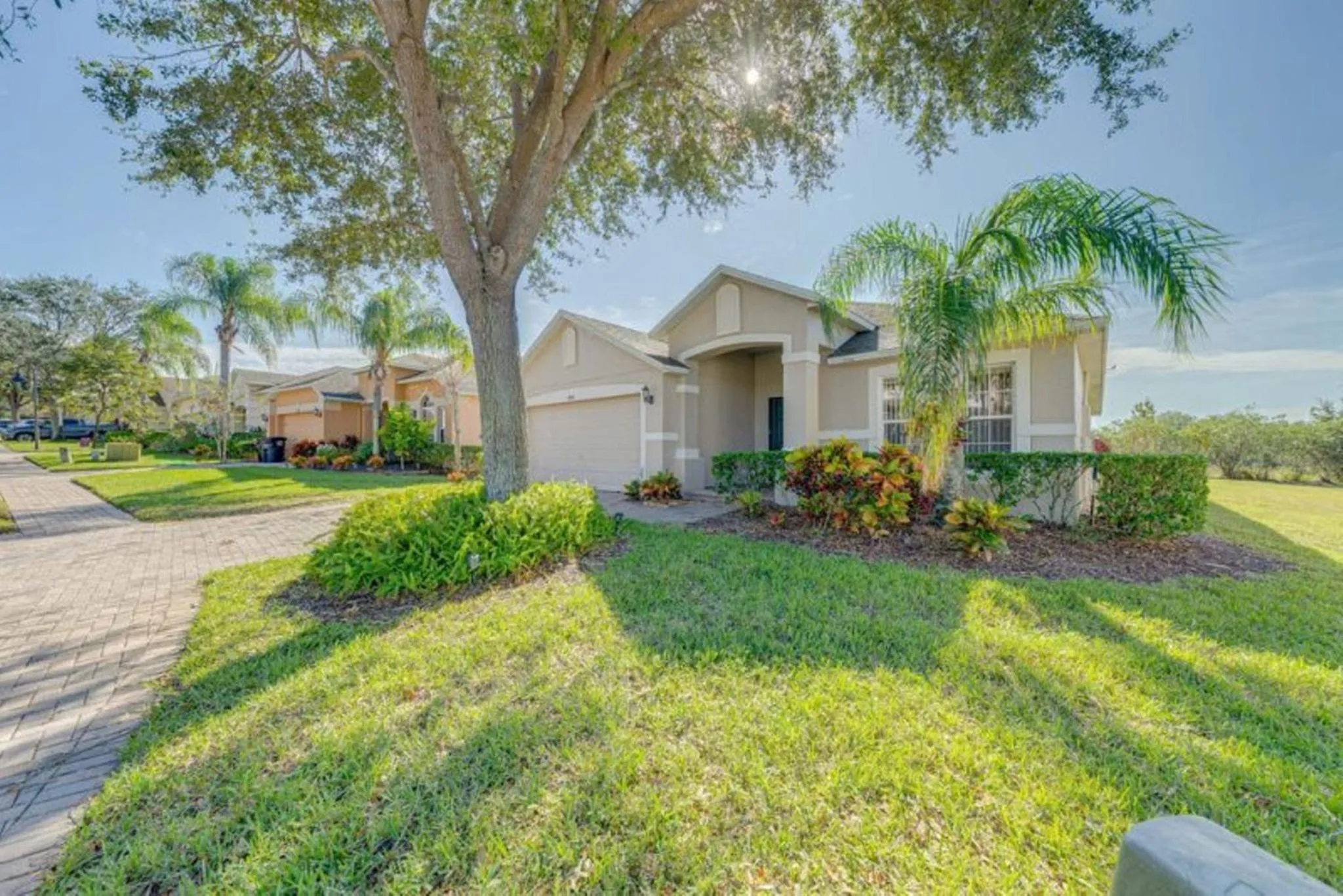 Property building in Private Pool Homes