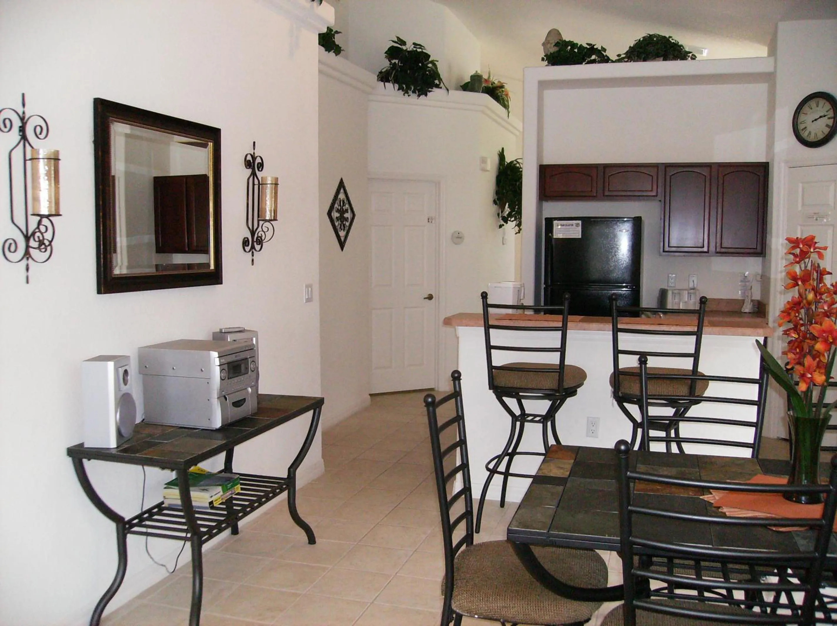 Coffee/tea facilities in Private Pool Homes