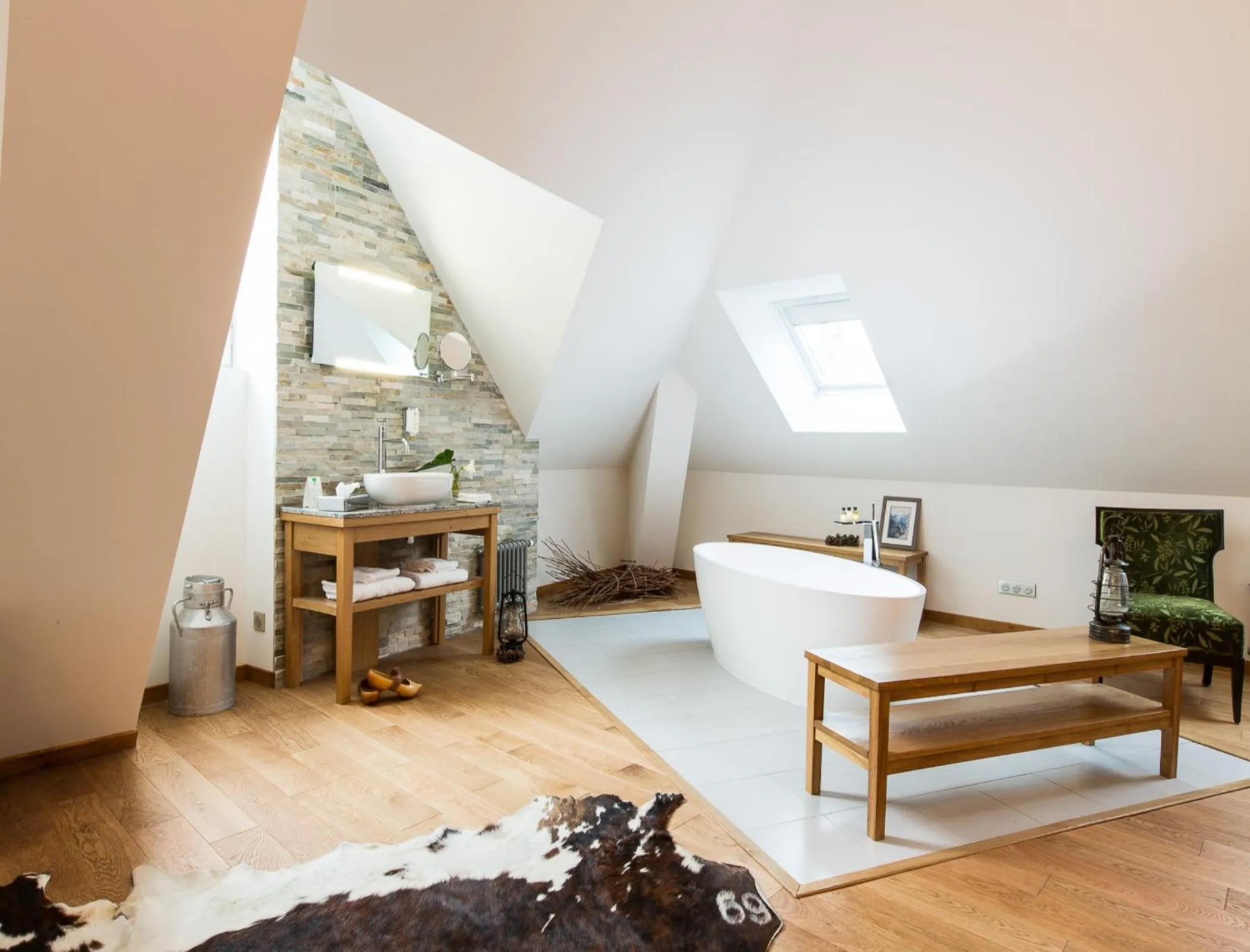 Photo of the whole room in Hôtel Spa Marotte