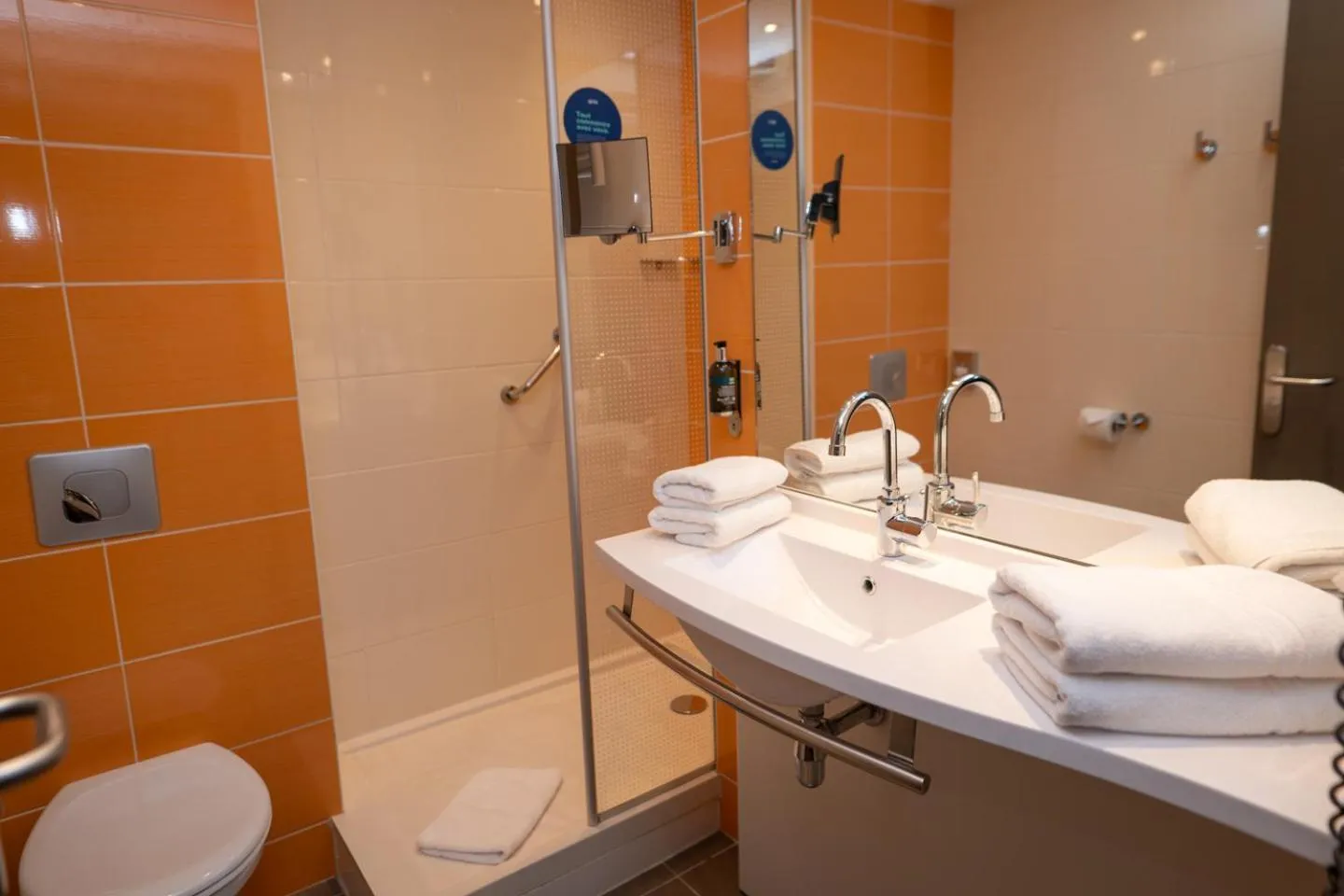 Bathroom in Hotel Europa