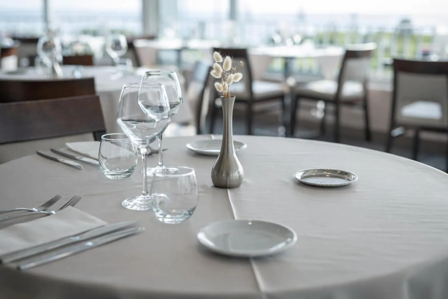 Restaurant/places to eat in Hotel Europa