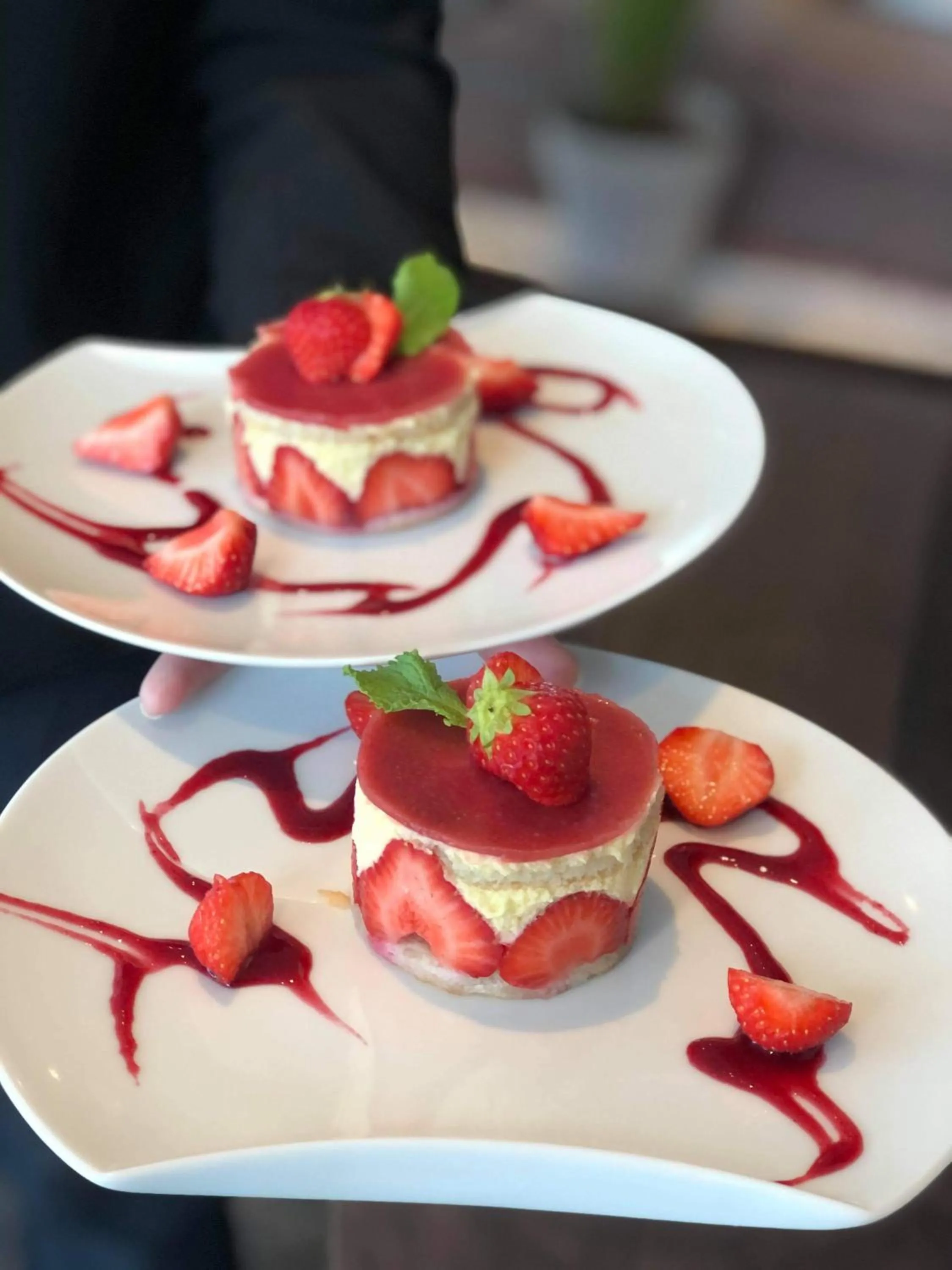 Restaurant/places to eat in Hotel Europa