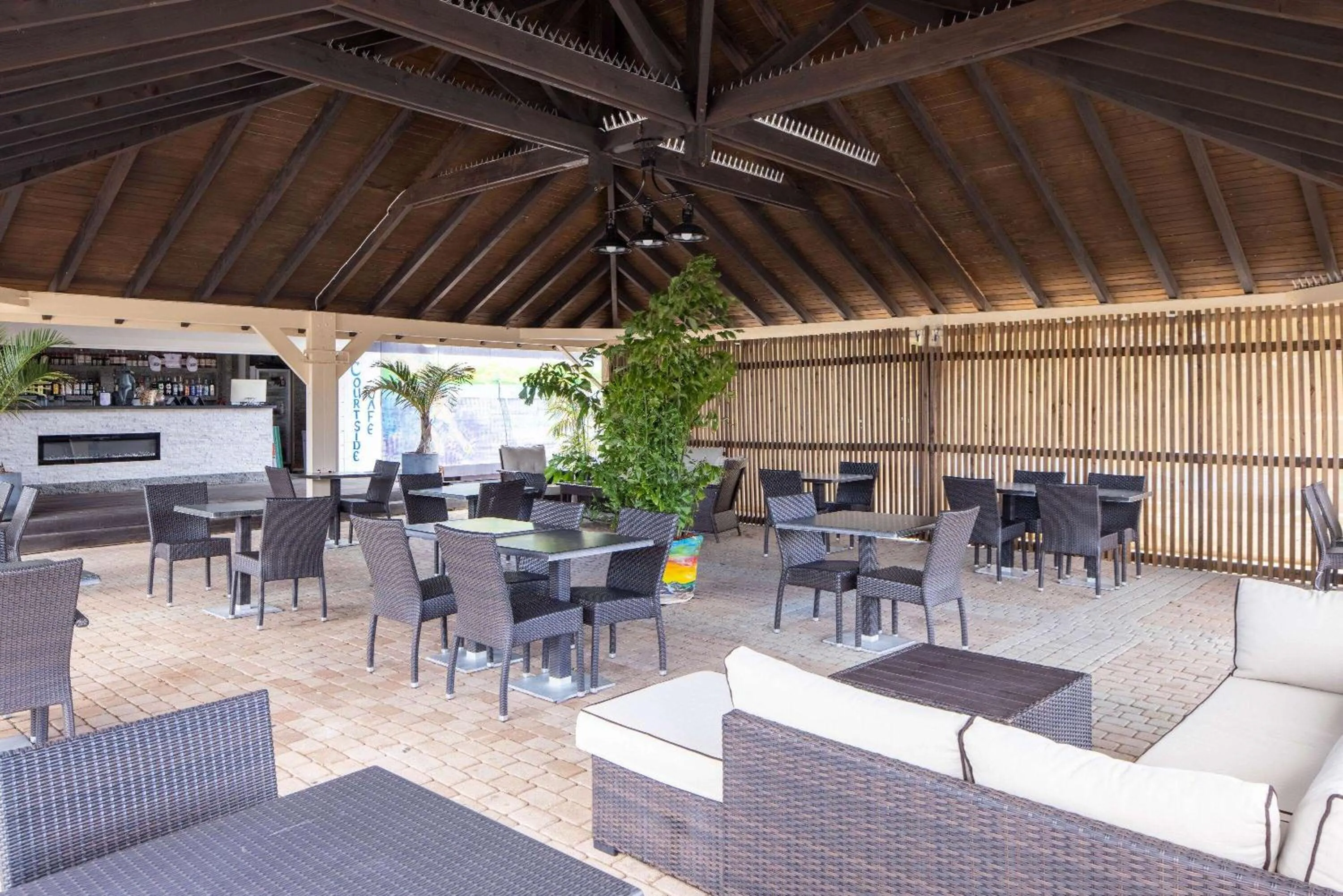 Restaurant/places to eat in Port de Plaisance Resort, Trademark Collection by Wyndham