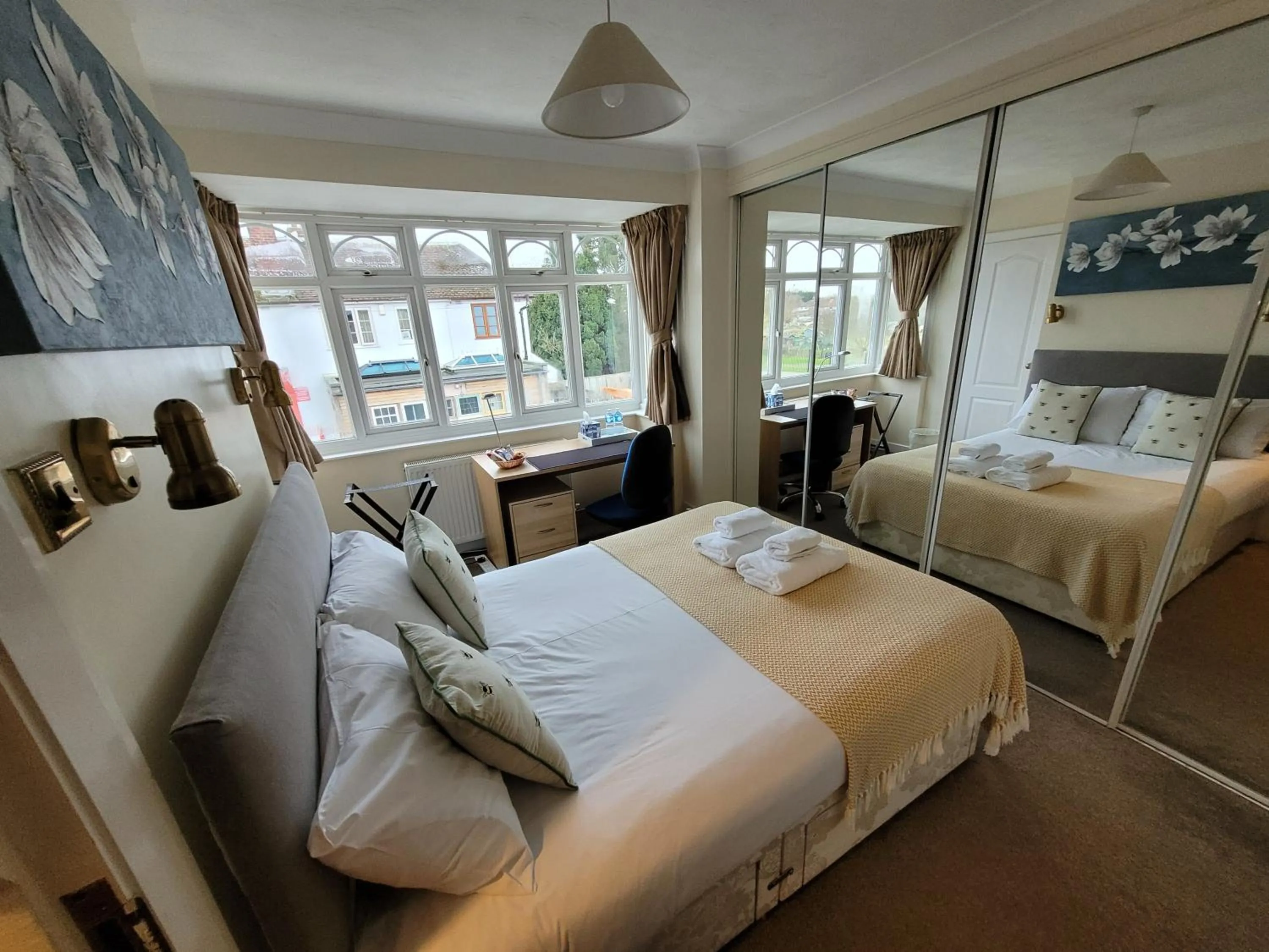 Bed in Cornerways Guest House