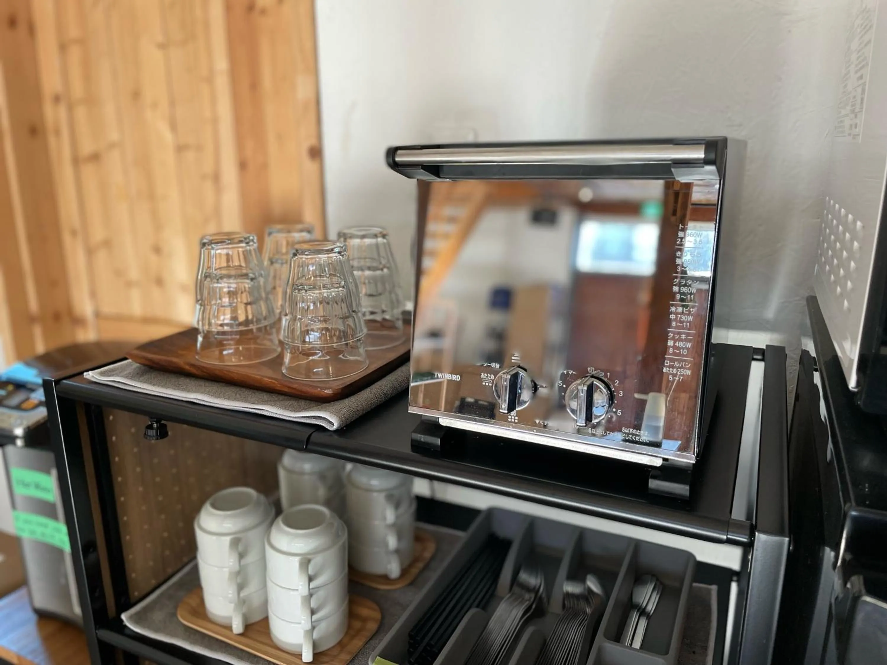 Communal lounge/ TV room in GuestHouse Shirakawa-Go INN