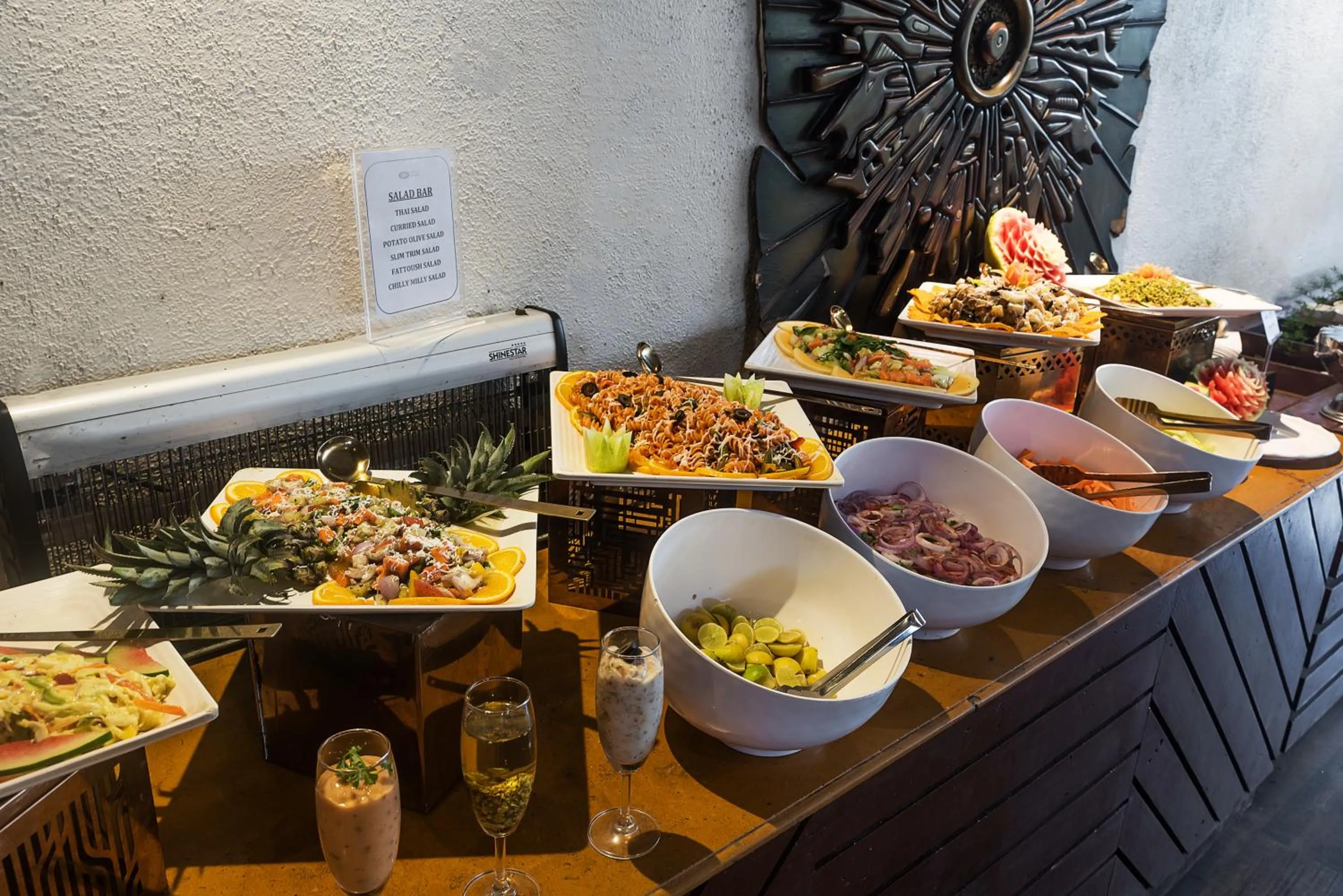 Restaurant/places to eat in Manas Lifestyle Resort Igatpuri