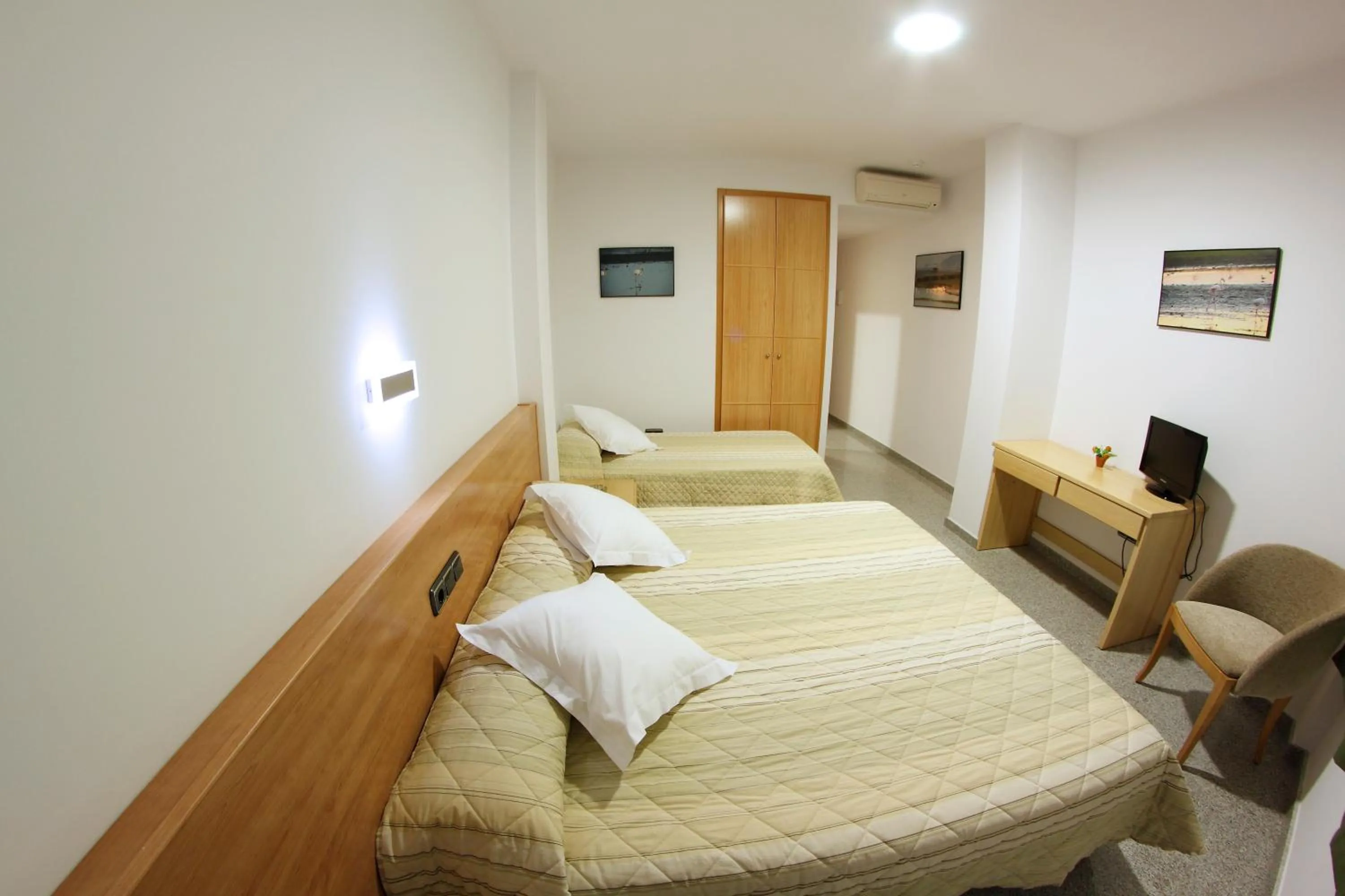 Bed in Hotel Albanta