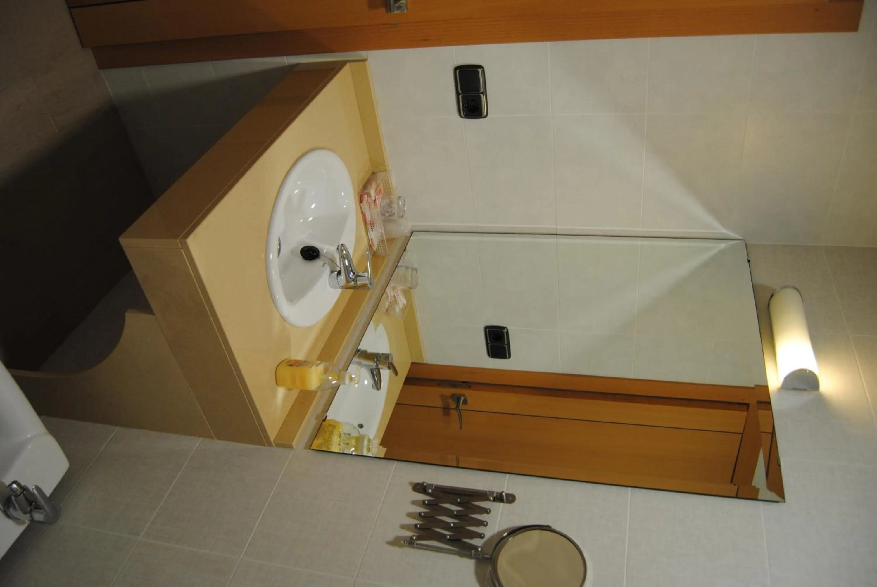 Bathroom in Hotel Albanta