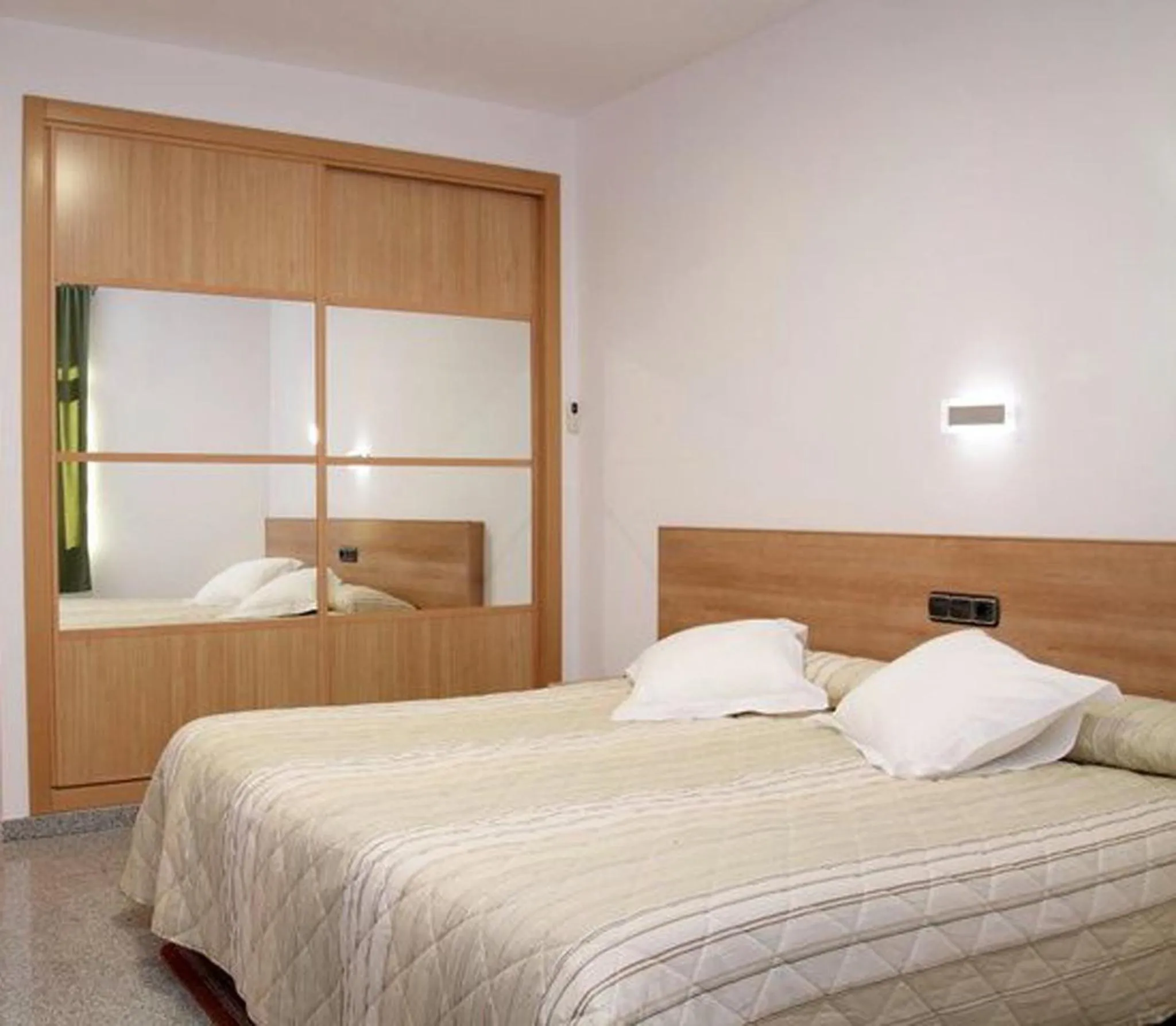 Bedroom, Bed in Hotel Albanta