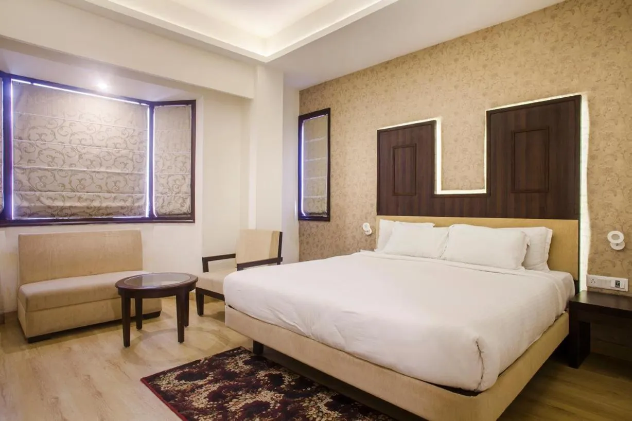 Bedroom, Bed in Hotel Forest Avenue - Best Luxury Hotel in Dehradun