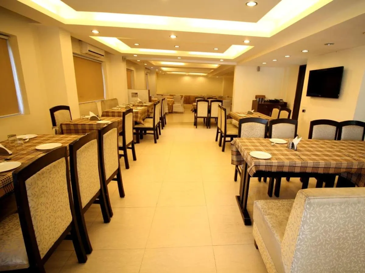 Restaurant/places to eat in Hotel Forest Avenue - Best Luxury Hotel in Dehradun