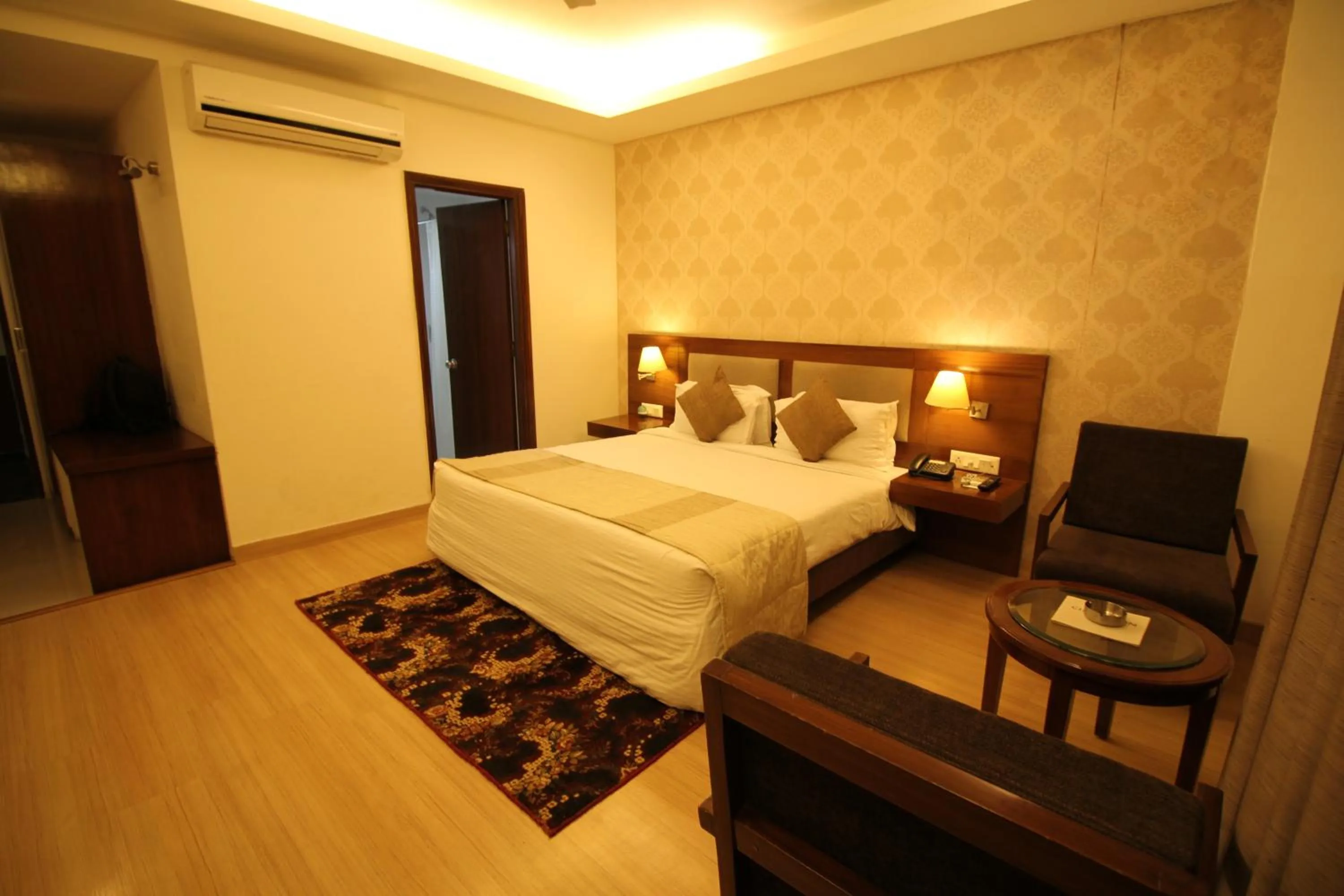 Bedroom, Bed in Hotel Forest Avenue - Best Luxury Hotel in Dehradun