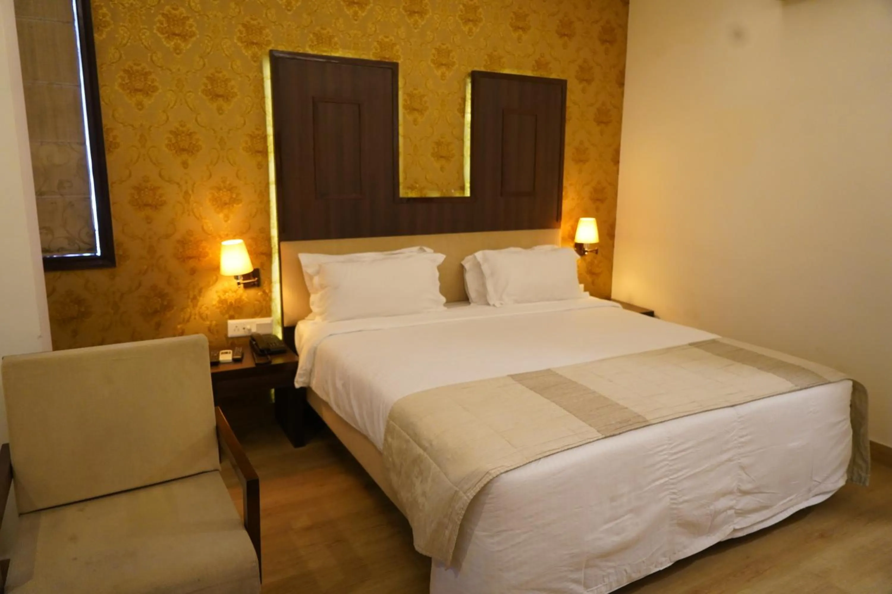 Bed in Hotel Forest Avenue - Best Luxury Hotel in Dehradun