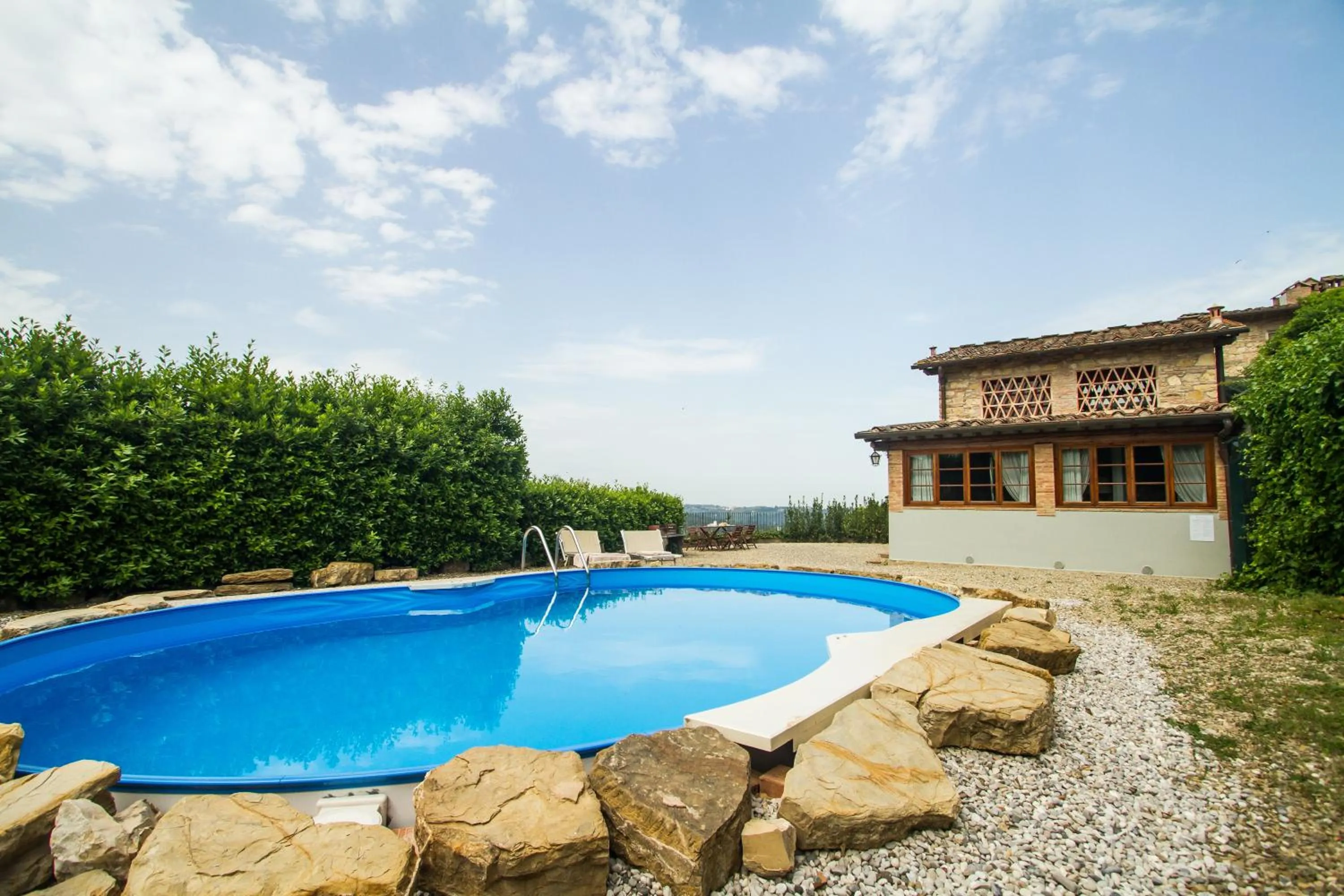 Swimming pool in Relais Villa Olmo - Place of Charme