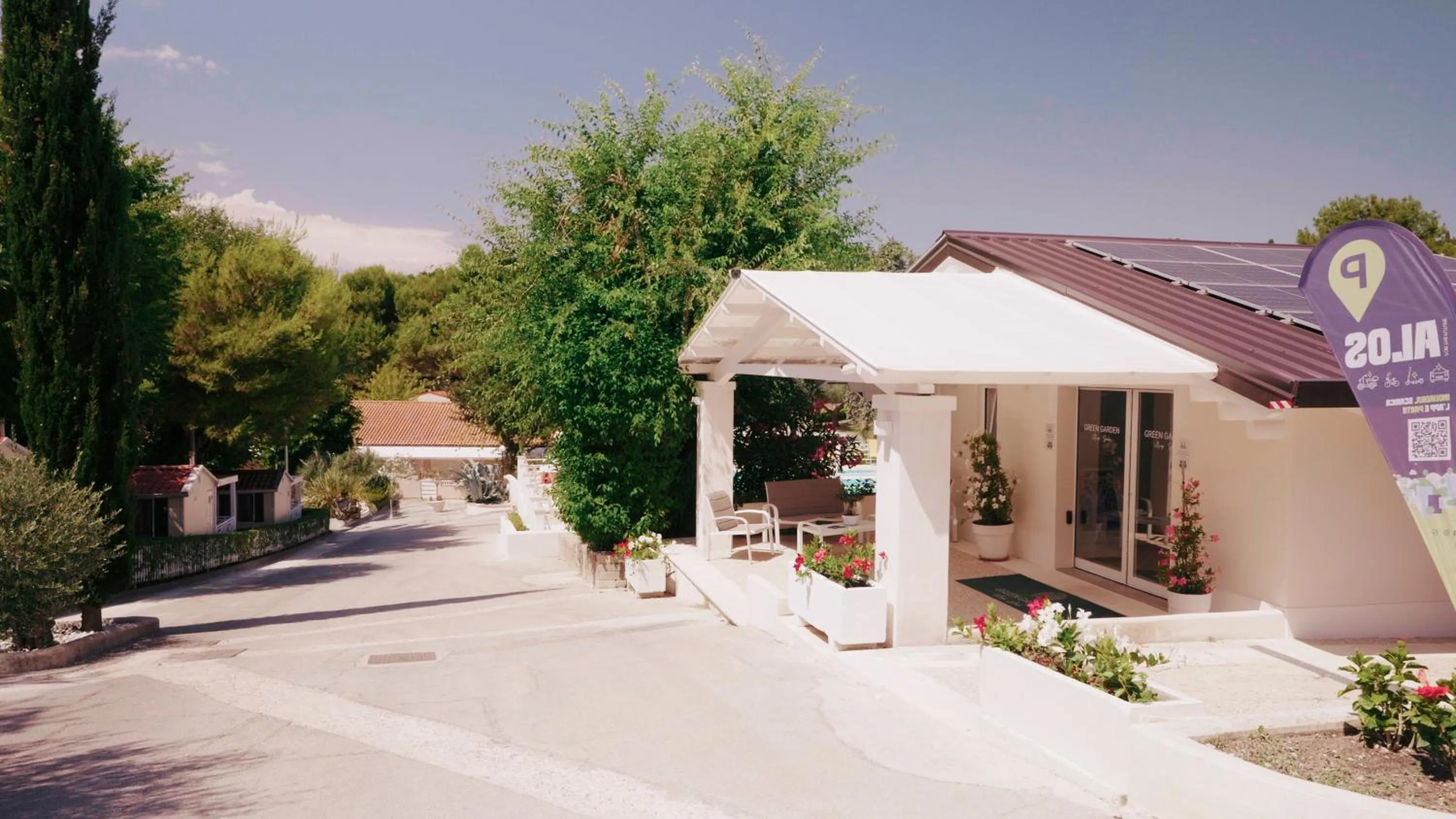 Lobby or reception in Green Garden Village