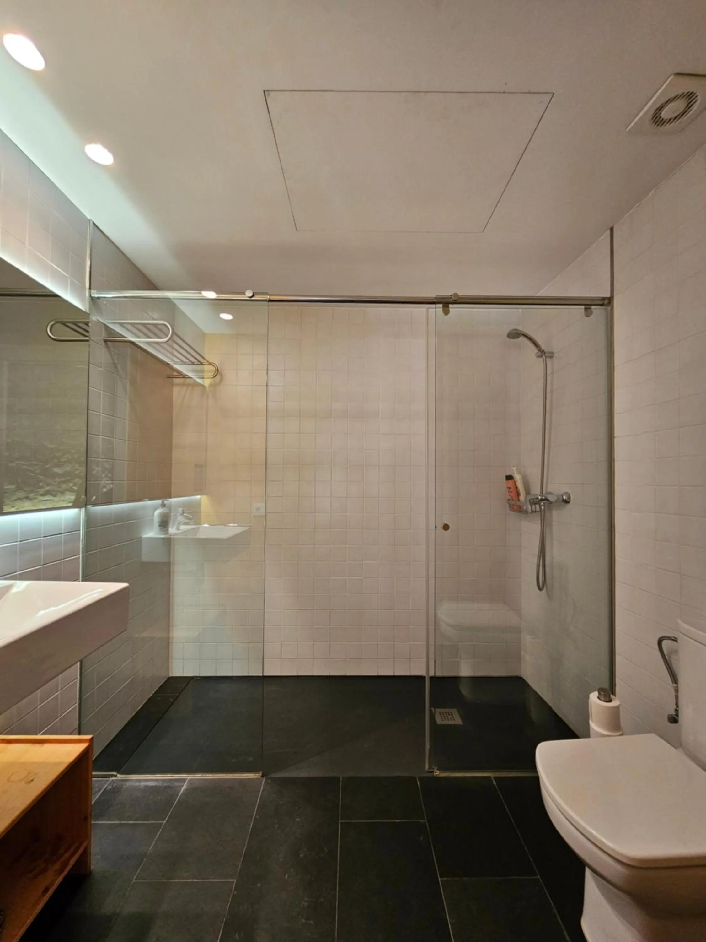 Shower in Hotel Can Bo De Pau