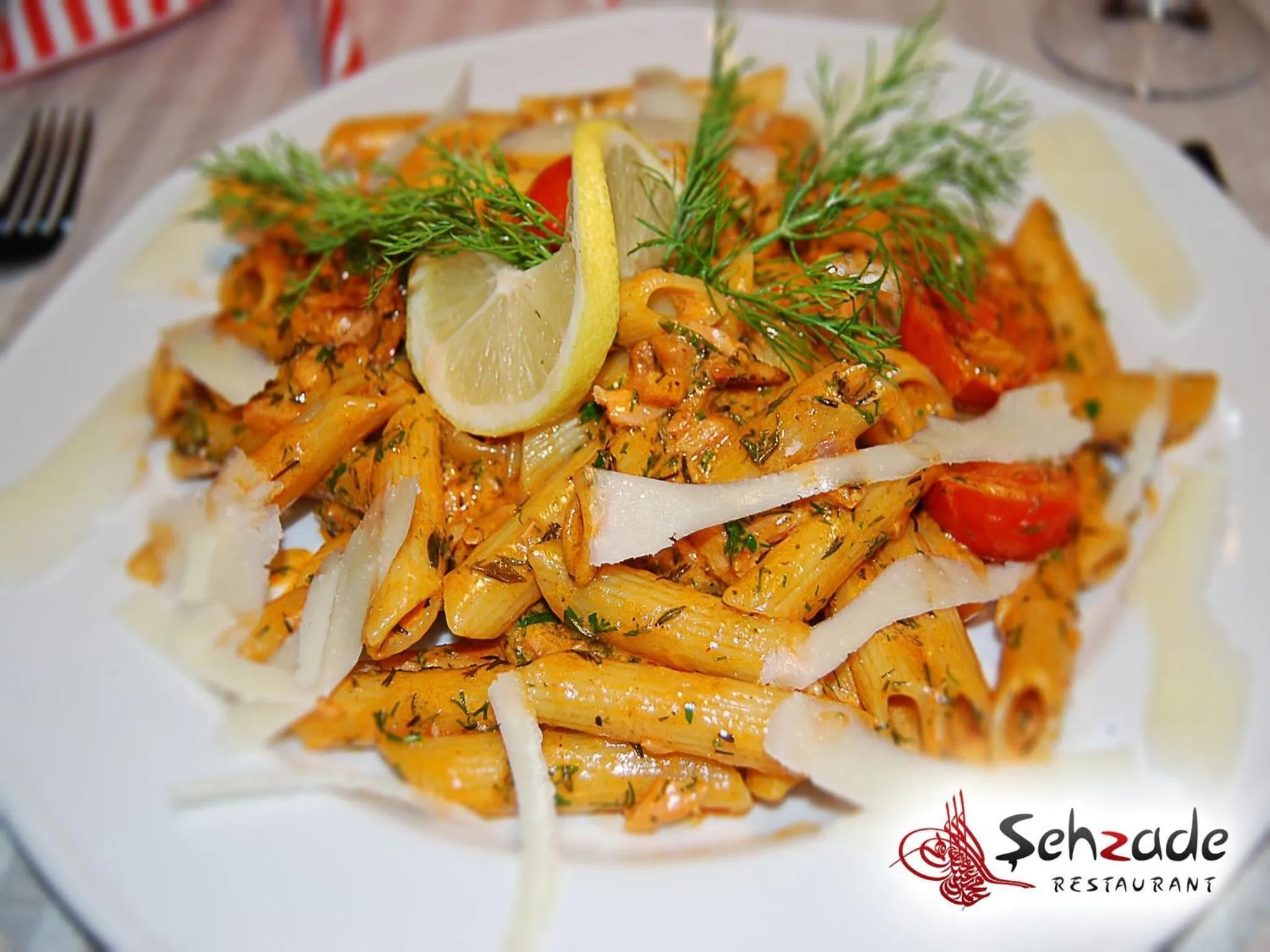 Restaurant/places to eat in Amigo Hotel