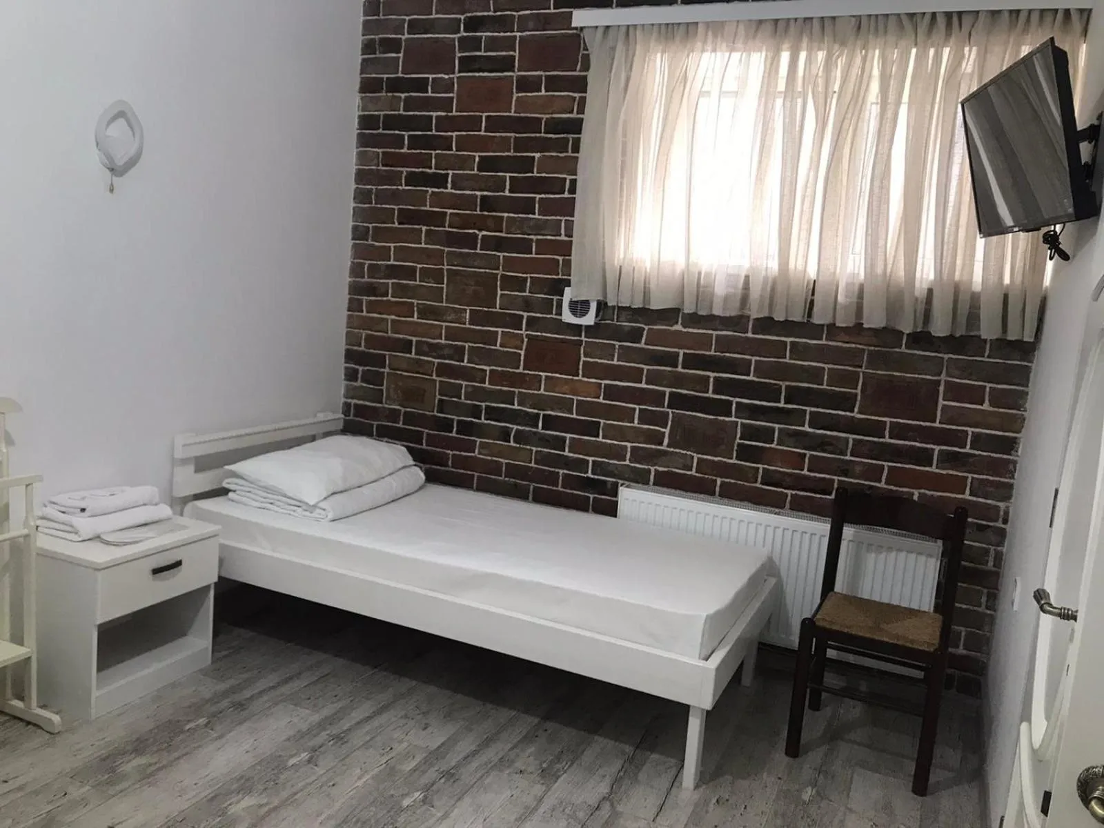 TV and multimedia, Bed in Veles Hotel