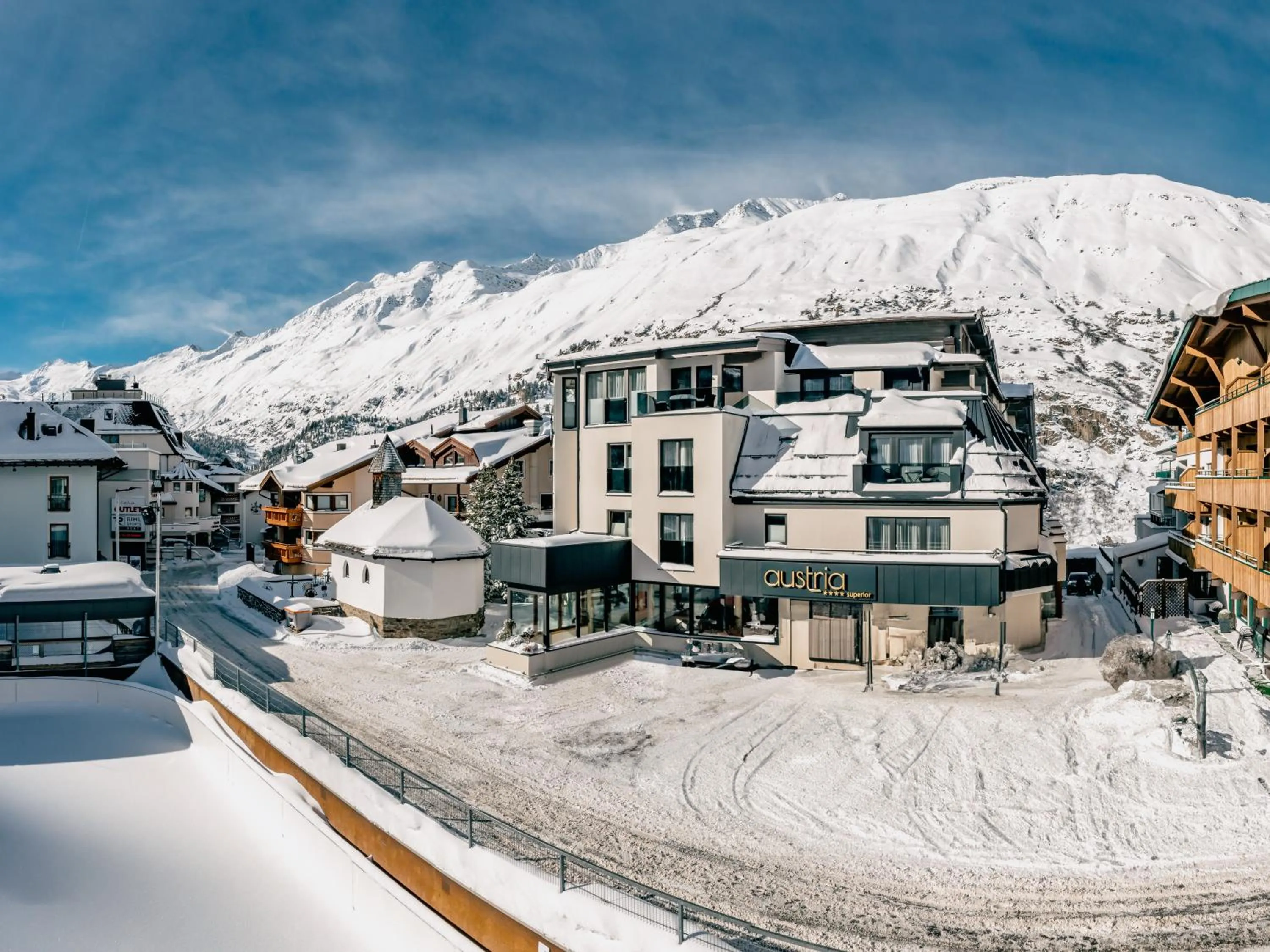 Property building in Gourmet & Wine Hotel Austria - 4 Sterne superior - Ski In Ski Out