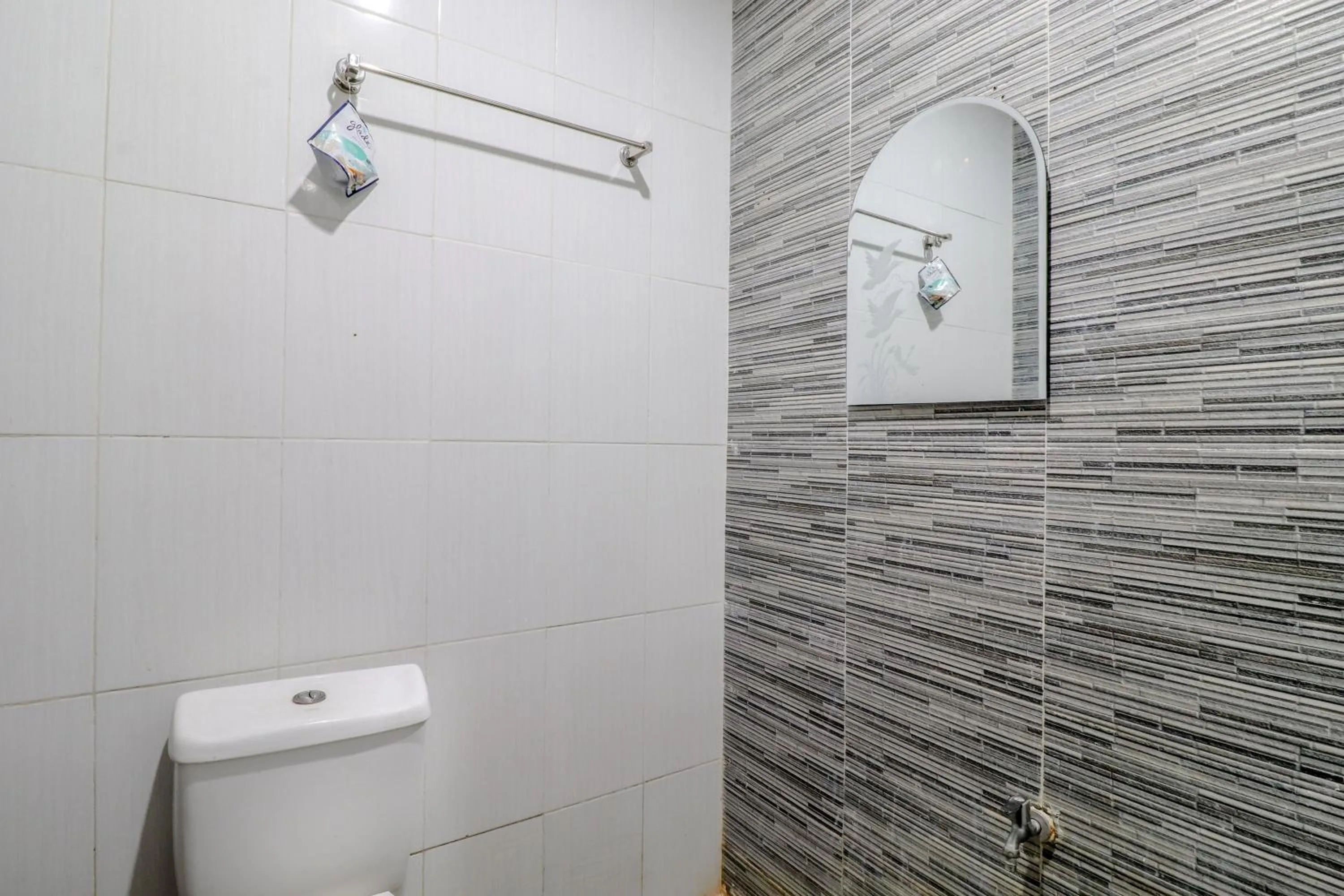 Bathroom in E Kamar Jogja