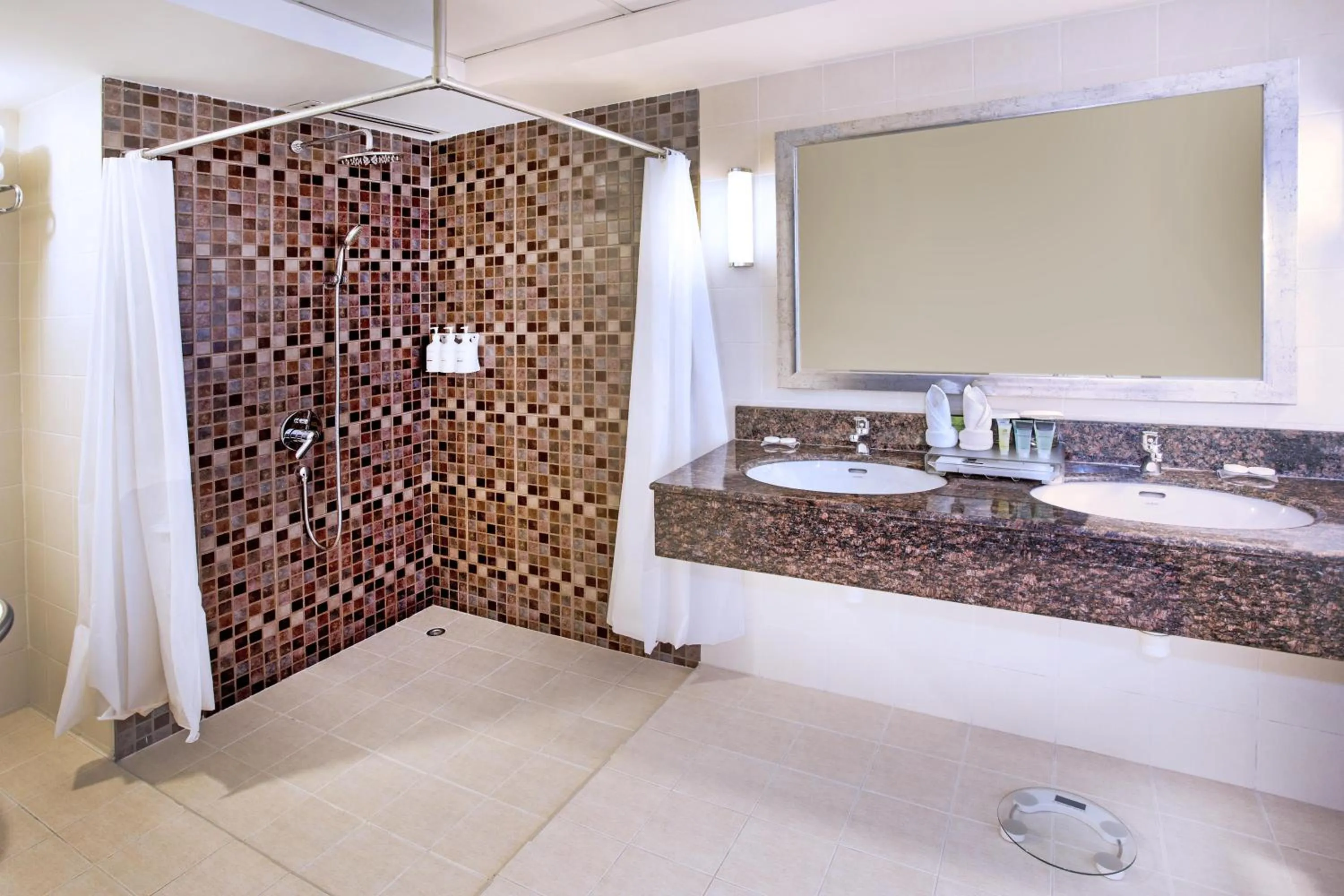 Bedroom in Best Western Premier Muscat