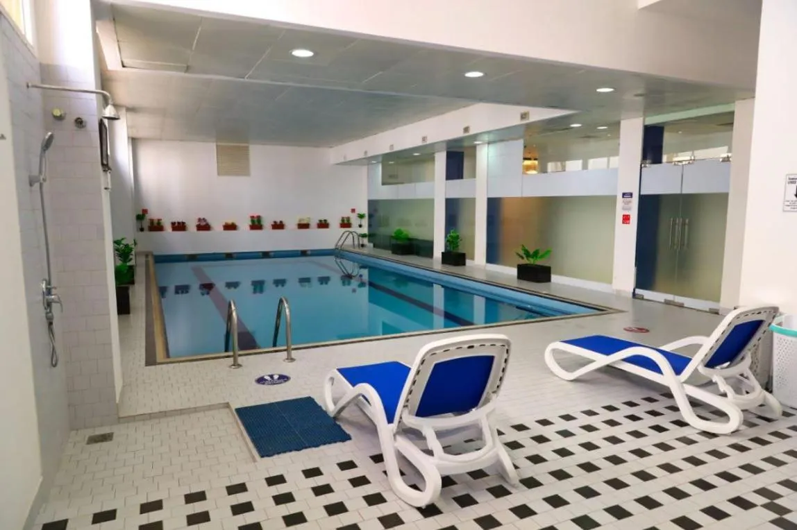 Swimming pool in Best Western Premier Muscat