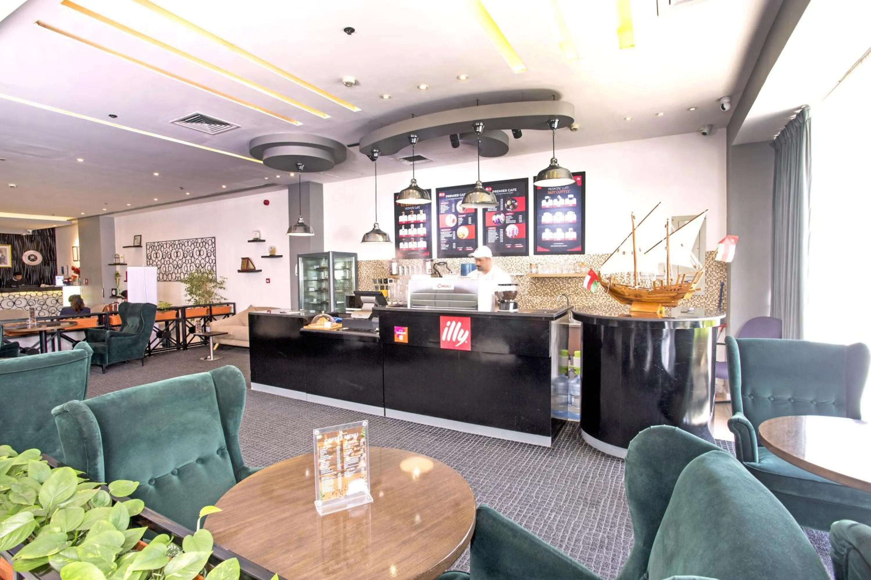 Restaurant/places to eat in Best Western Premier Muscat