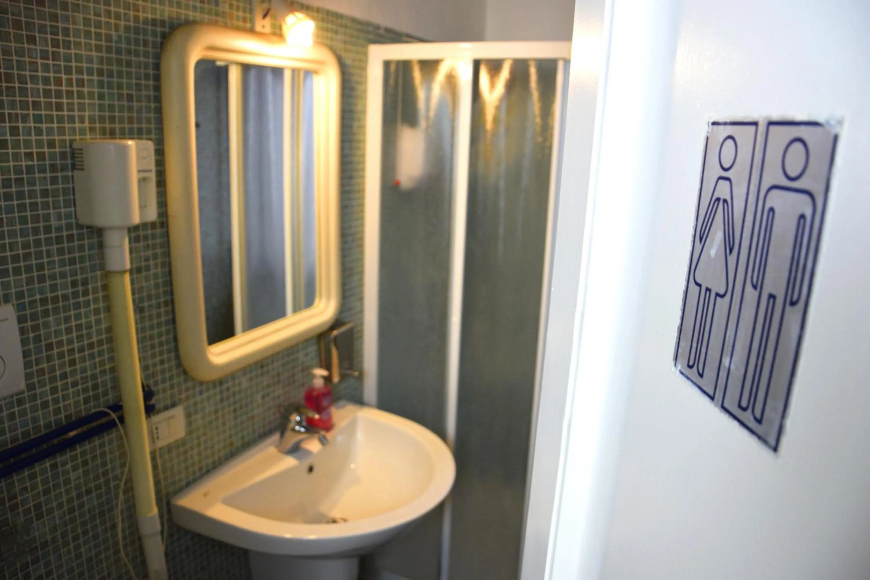 Bathroom in Venice Rainbow Apartment San Marco