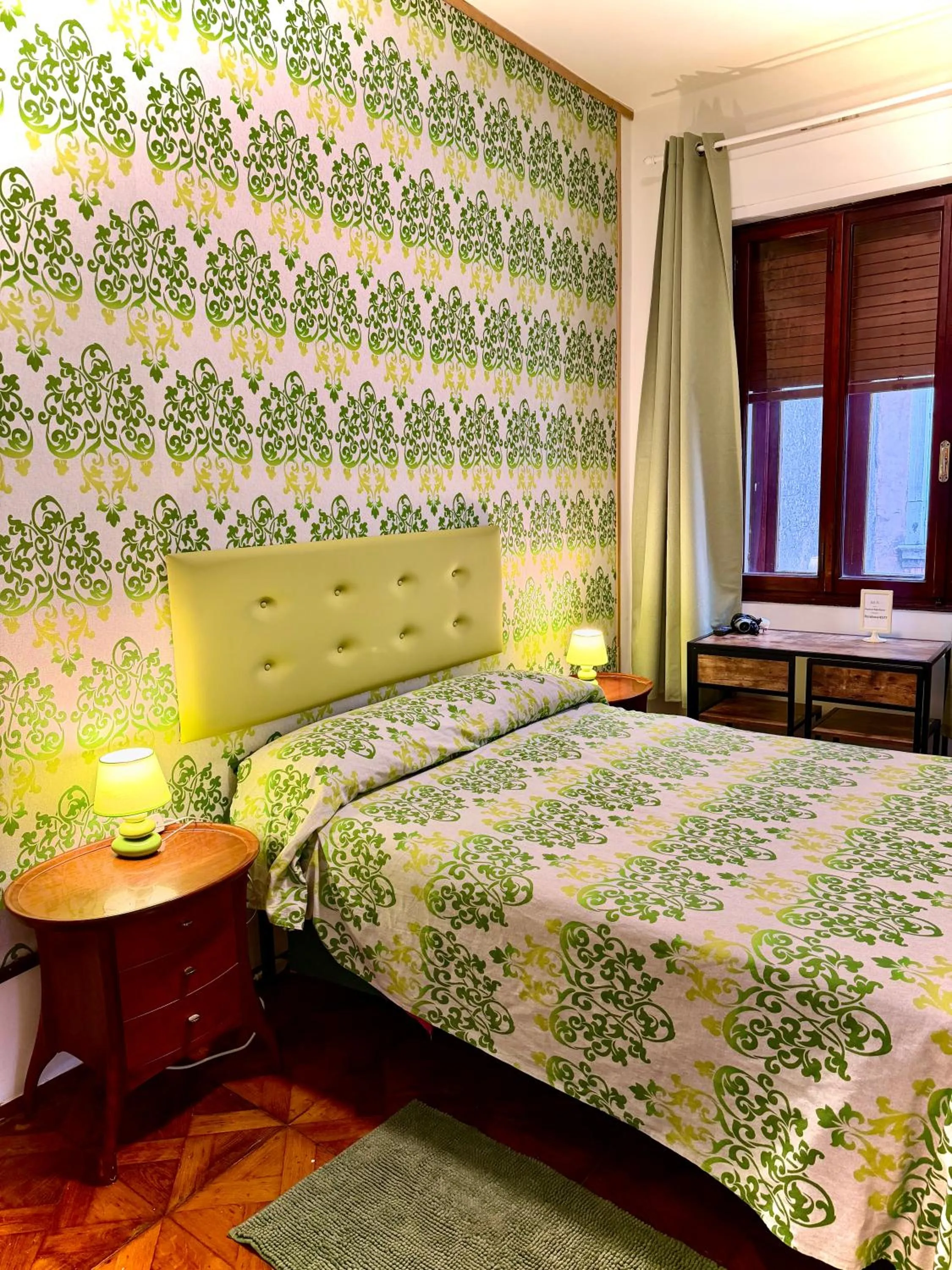 Bedroom, Bed in Venice Rainbow Apartment San Marco