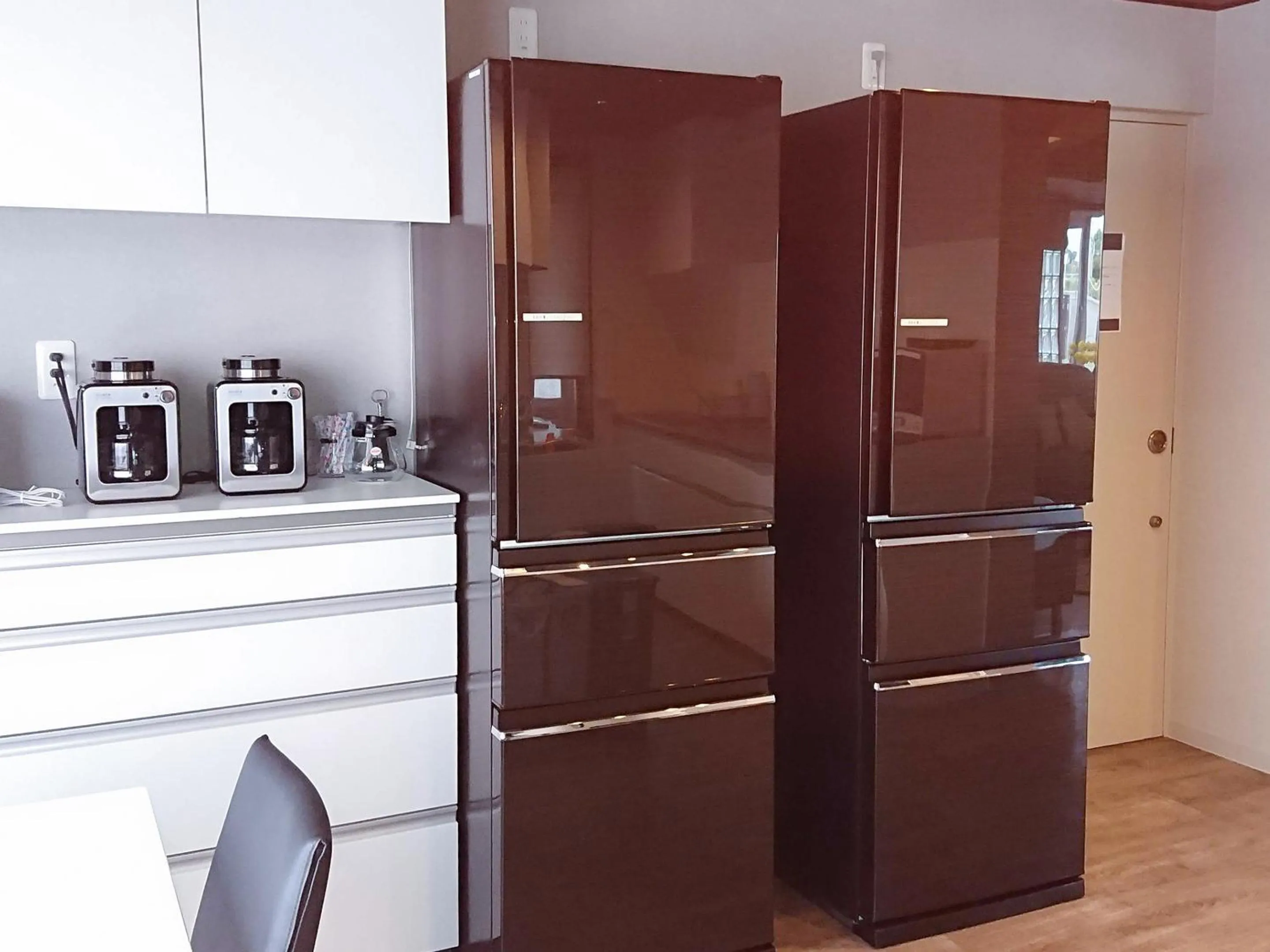 Communal kitchen in Kamuy Rera