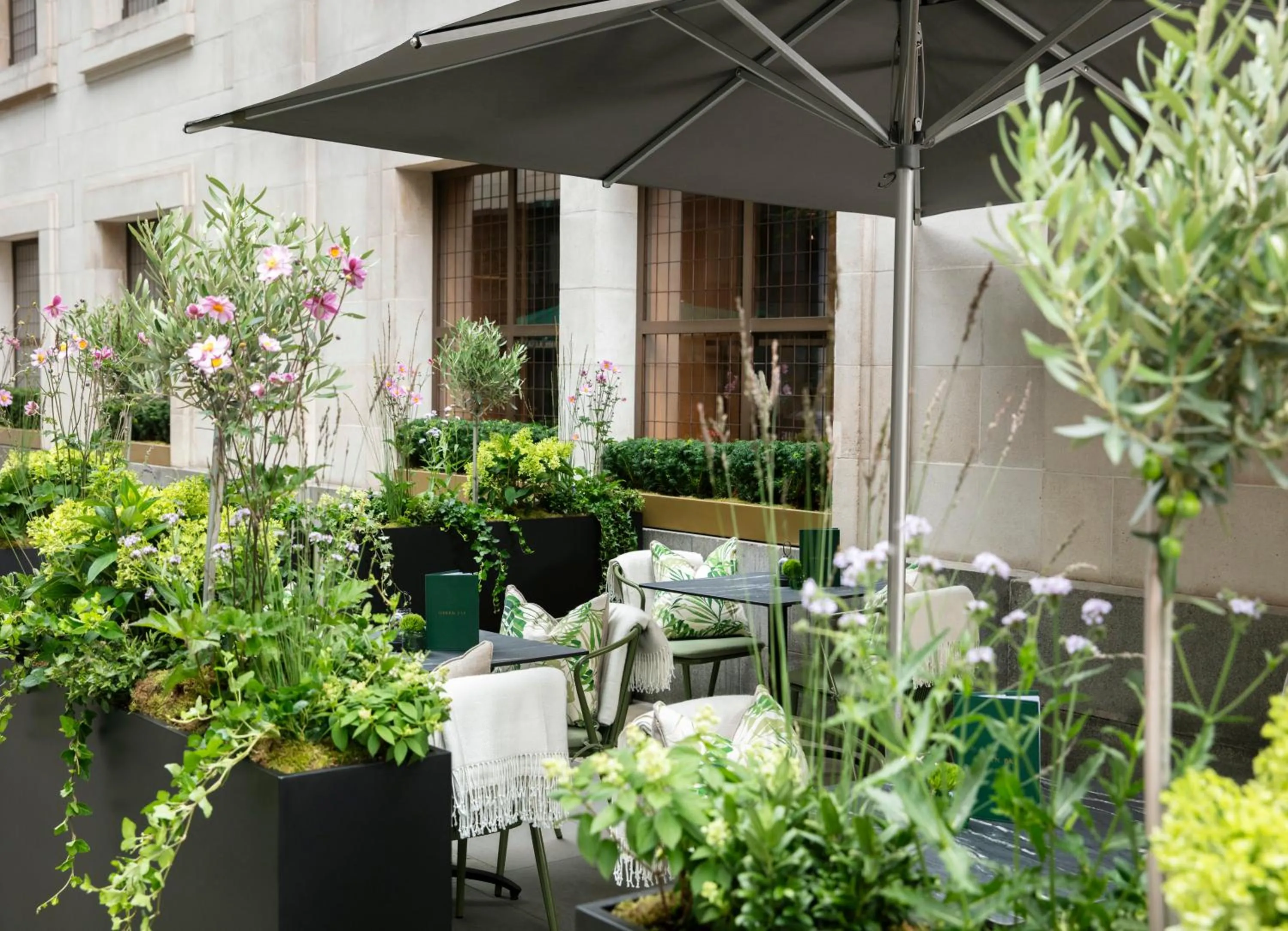 Balcony/Terrace in Hotel Cafe Royal