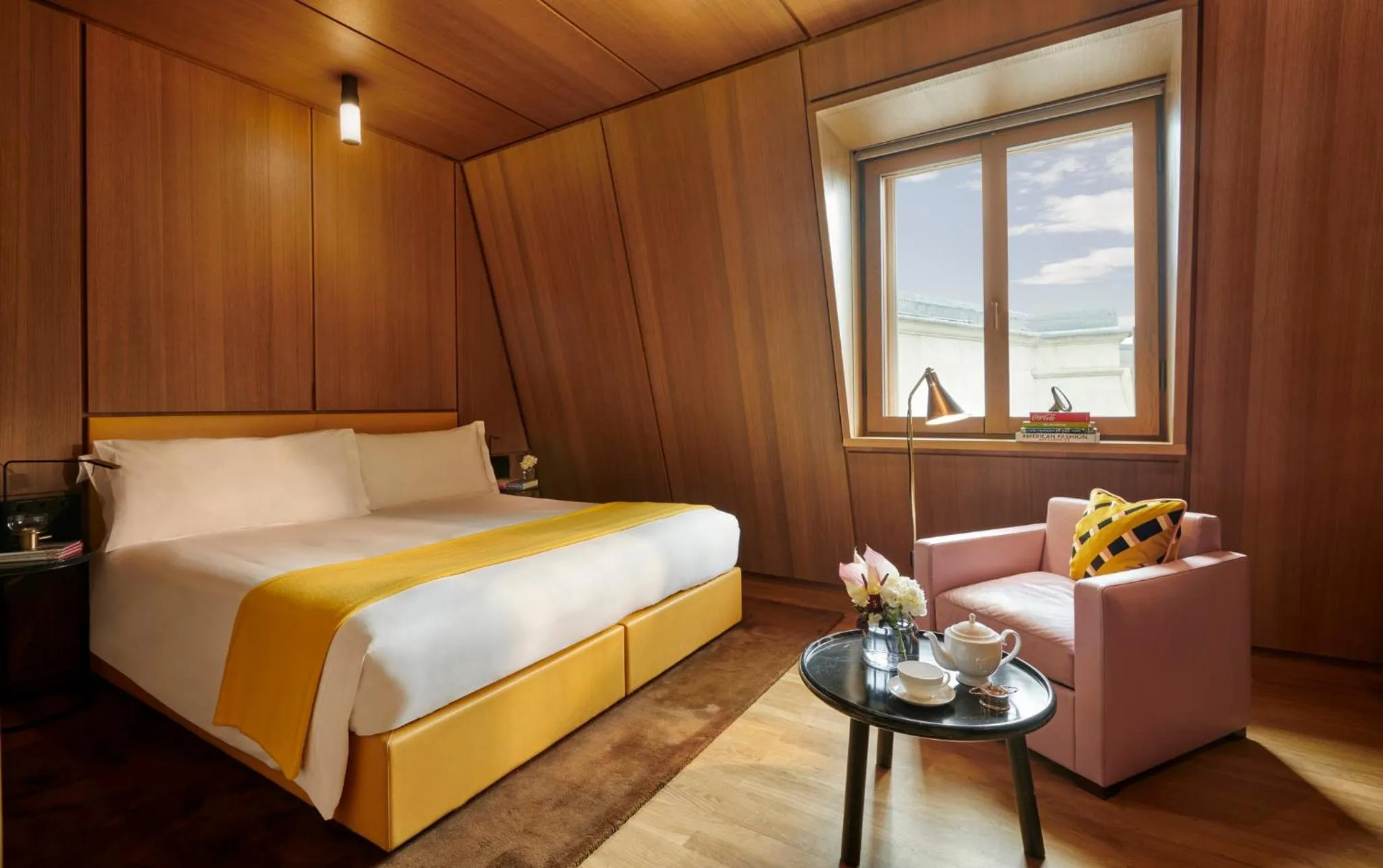 Bedroom, Bed in Hotel Cafe Royal