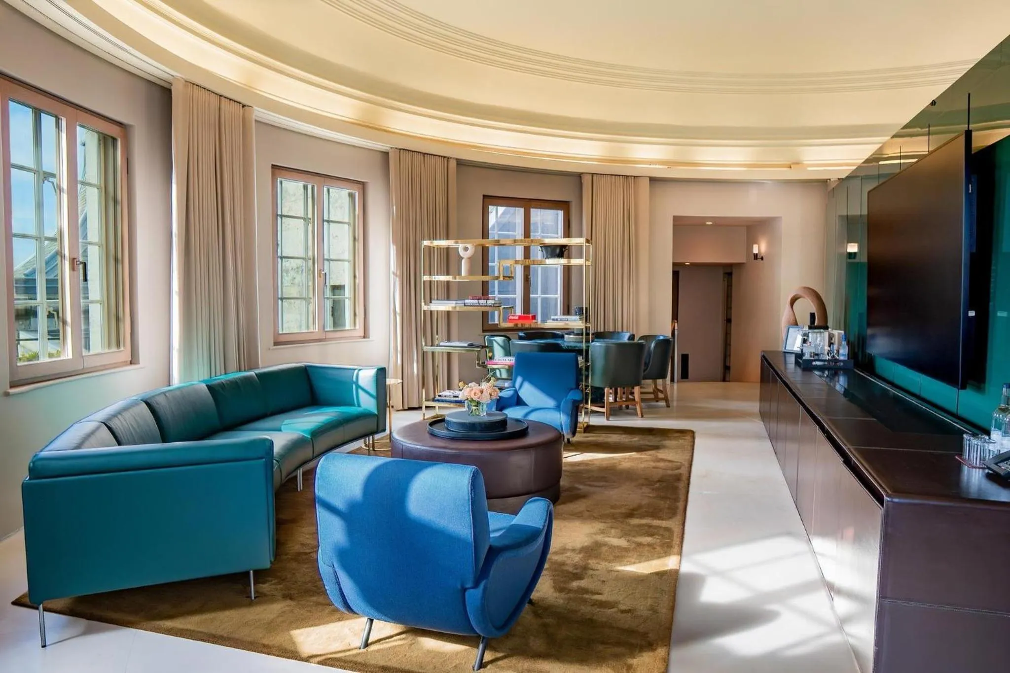 Bedroom in Hotel Cafe Royal