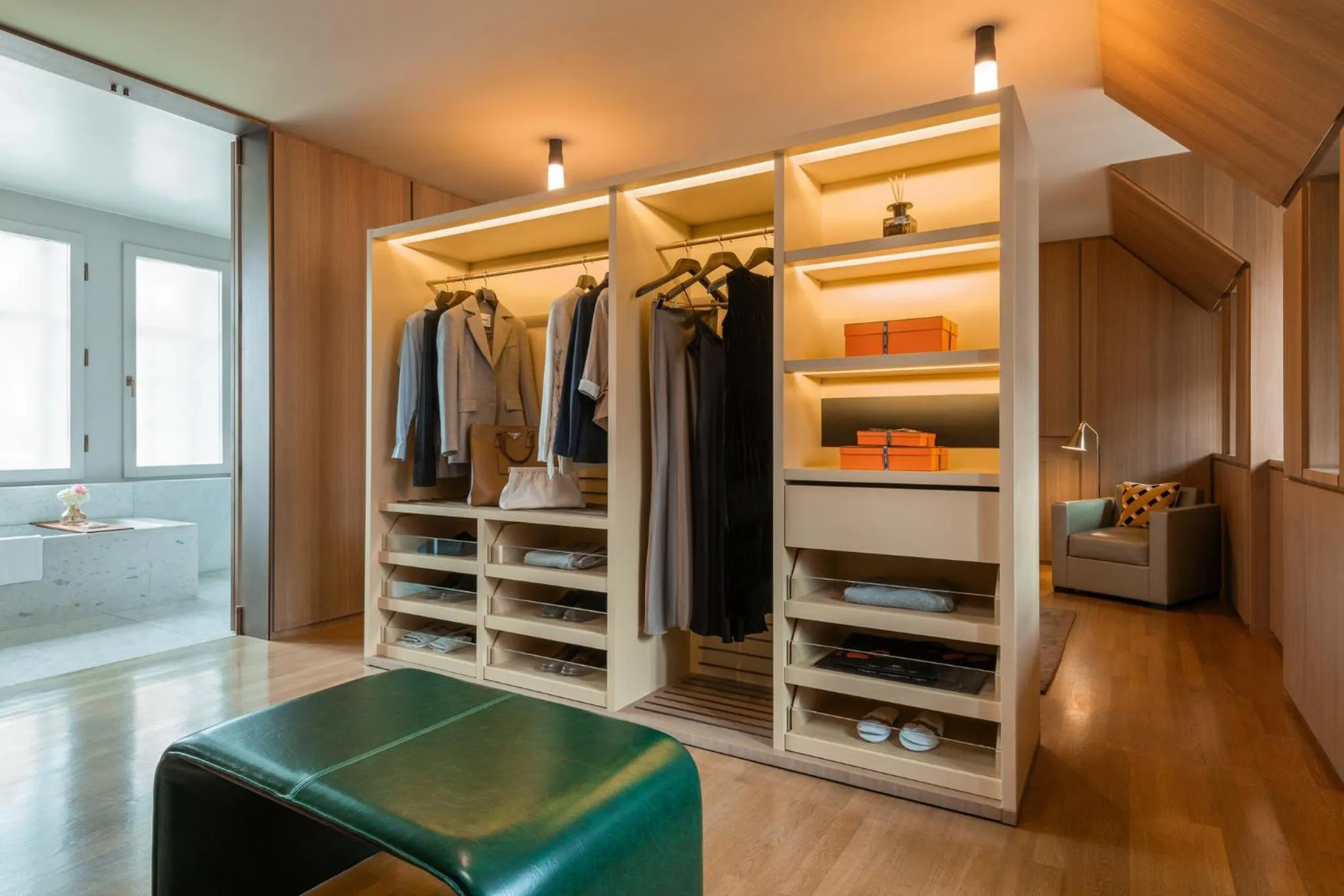 Coffee/tea facilities in Hotel Cafe Royal