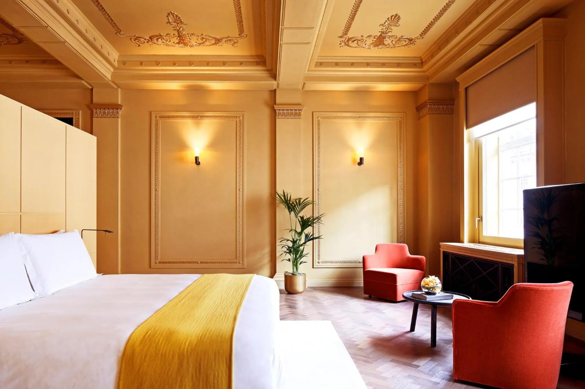 Bedroom, Bed in Hotel Cafe Royal