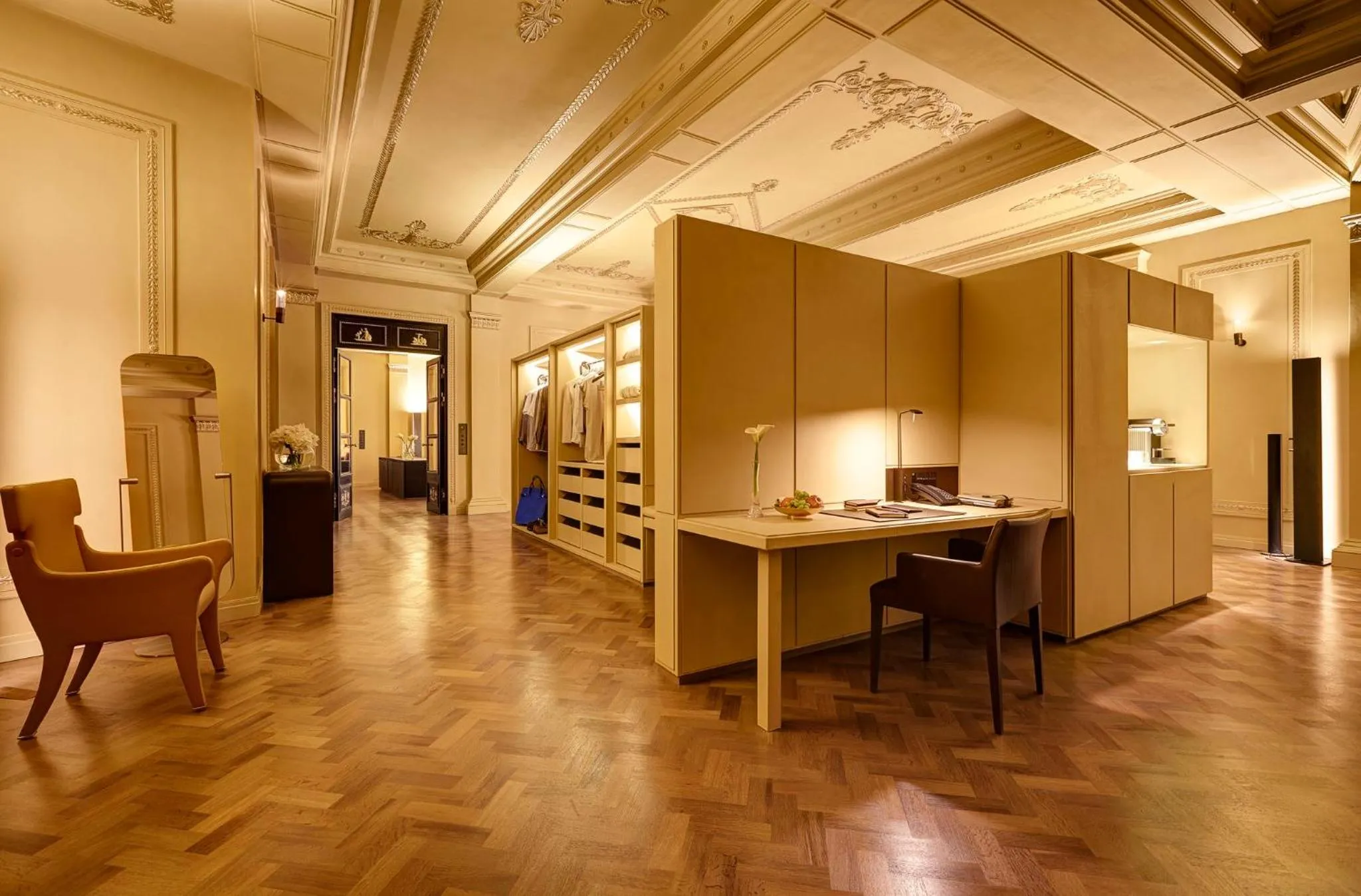 Bedroom in Hotel Cafe Royal