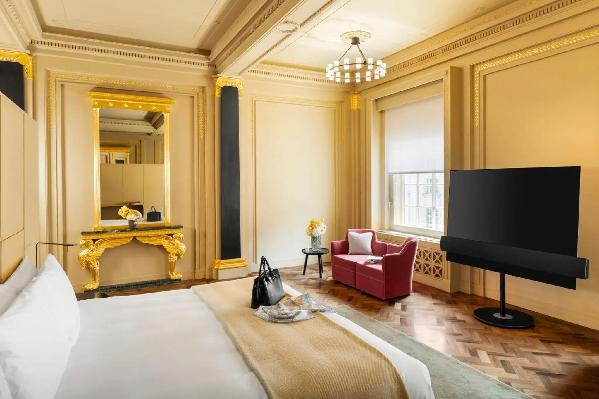 Bedroom, Bed in Hotel Cafe Royal